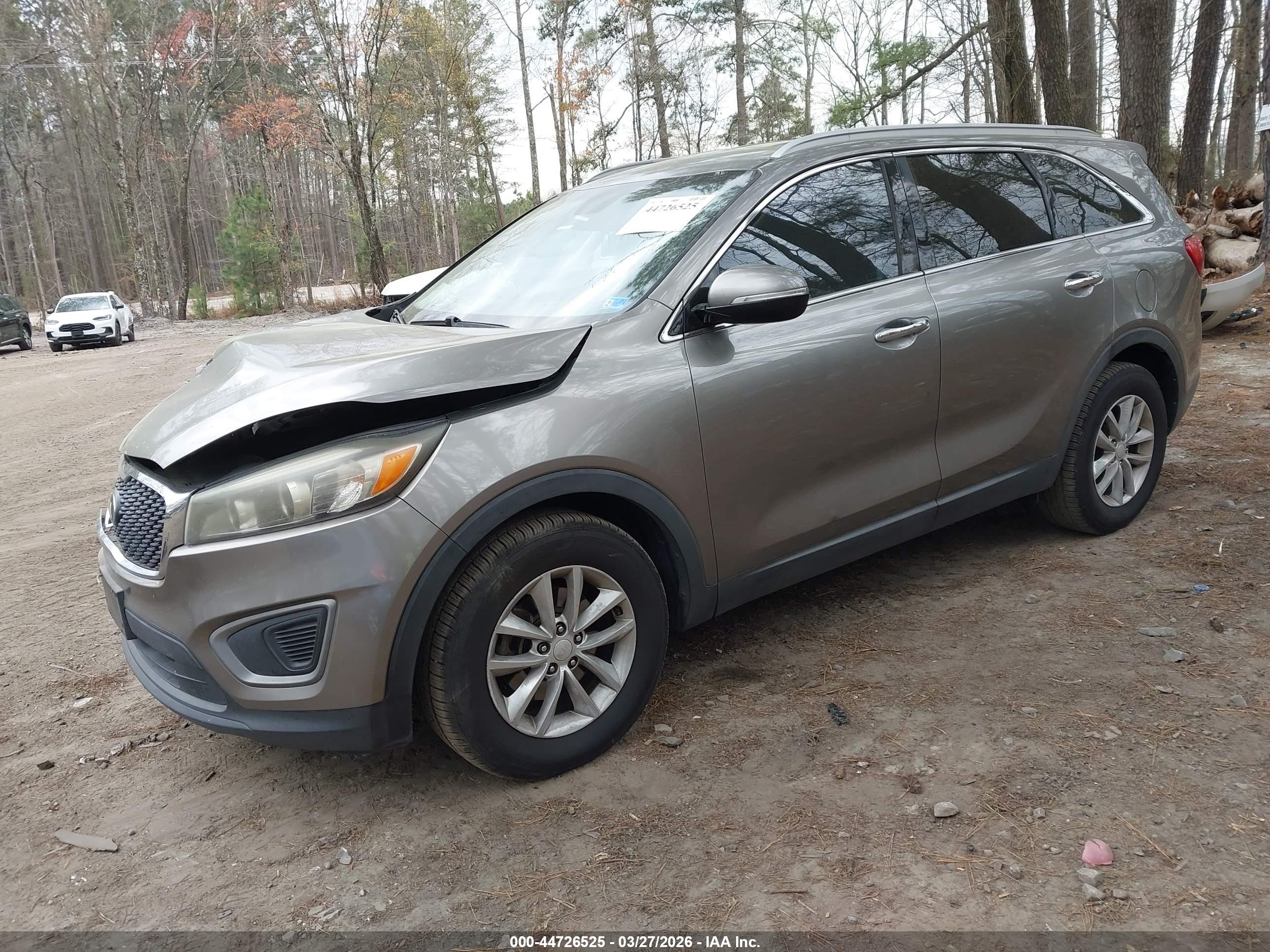 KIA SORENTO image 2