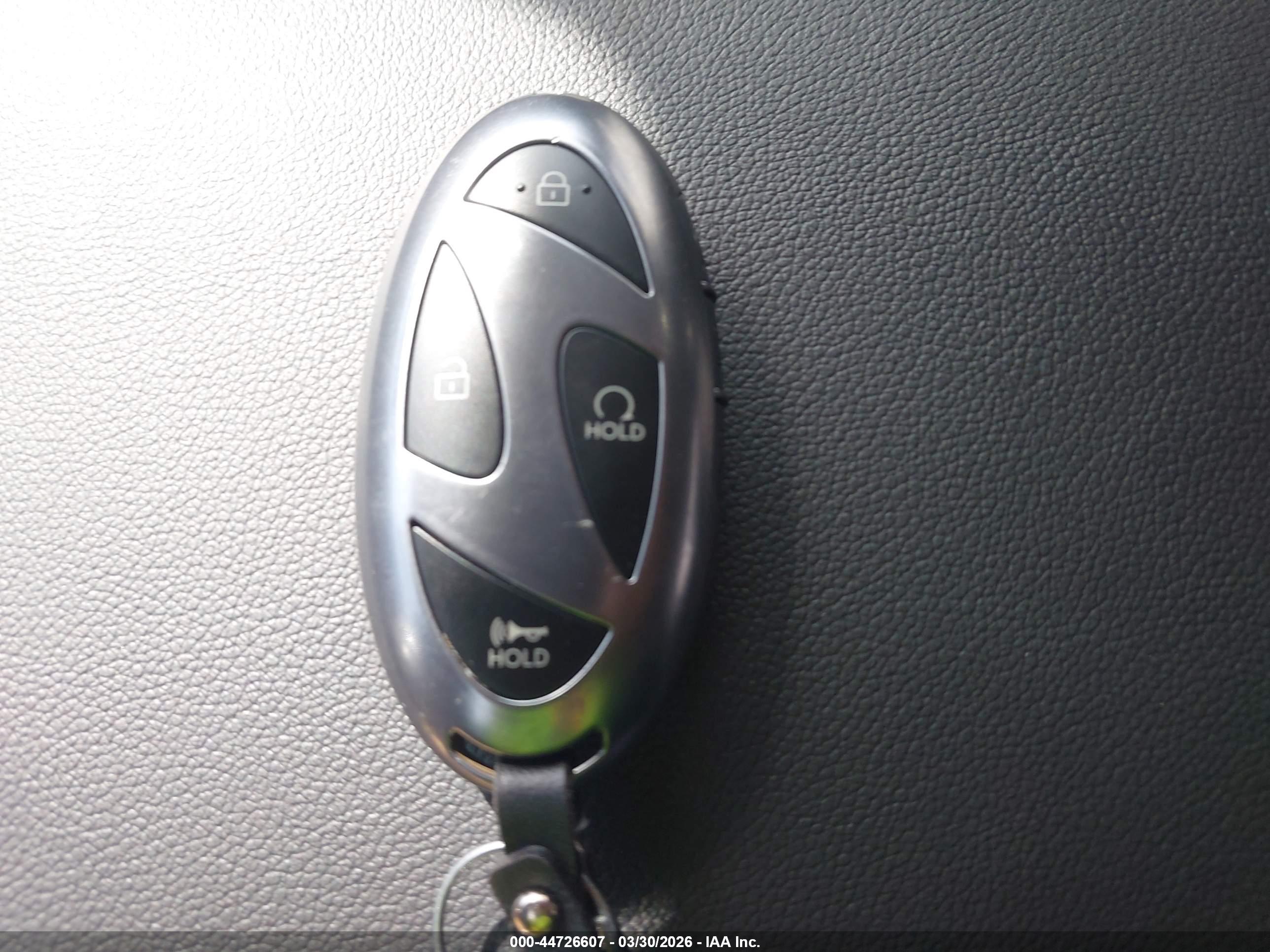 HYUNDAI TUCSON image 11