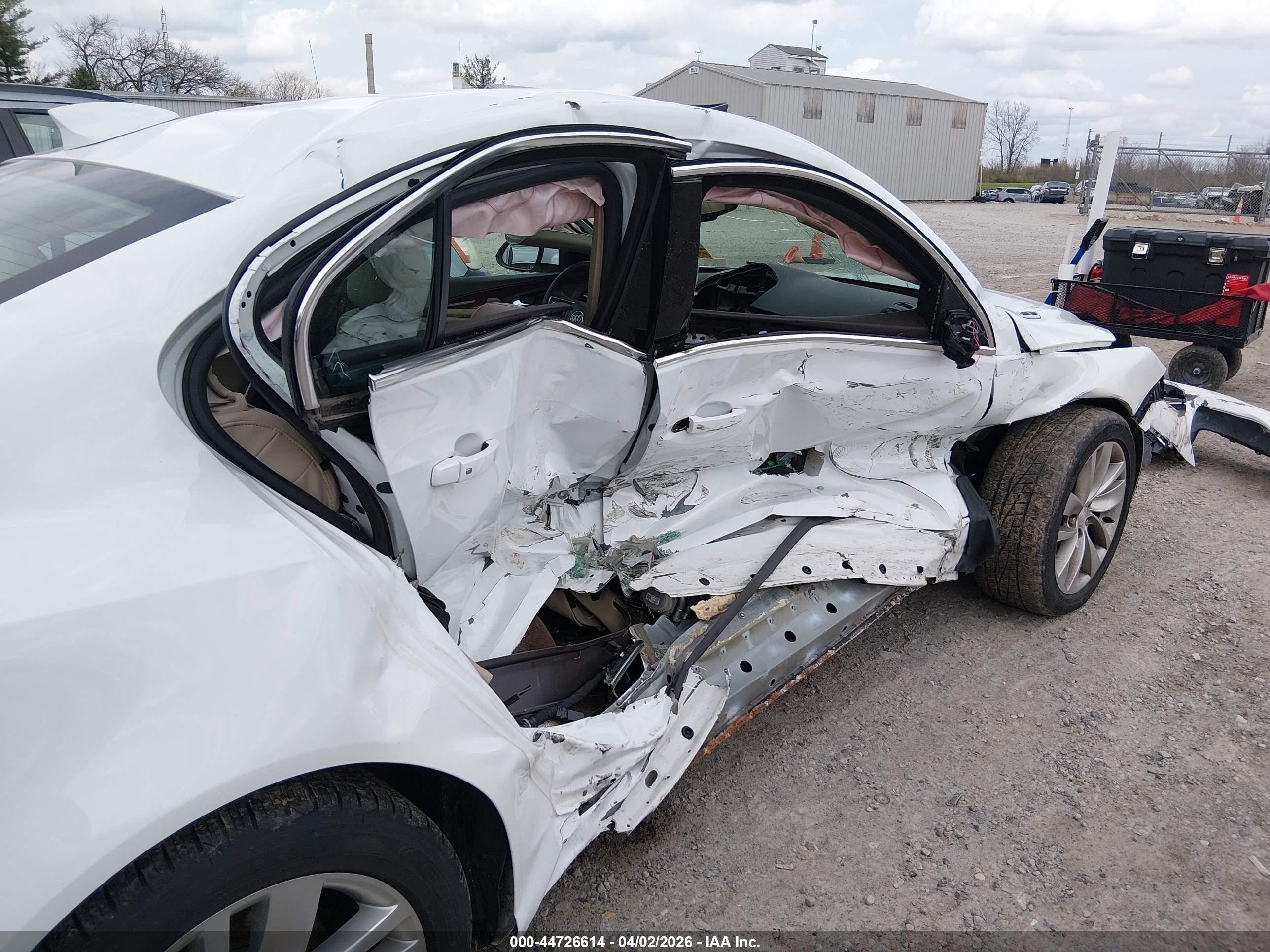 BUICK REGAL image 6