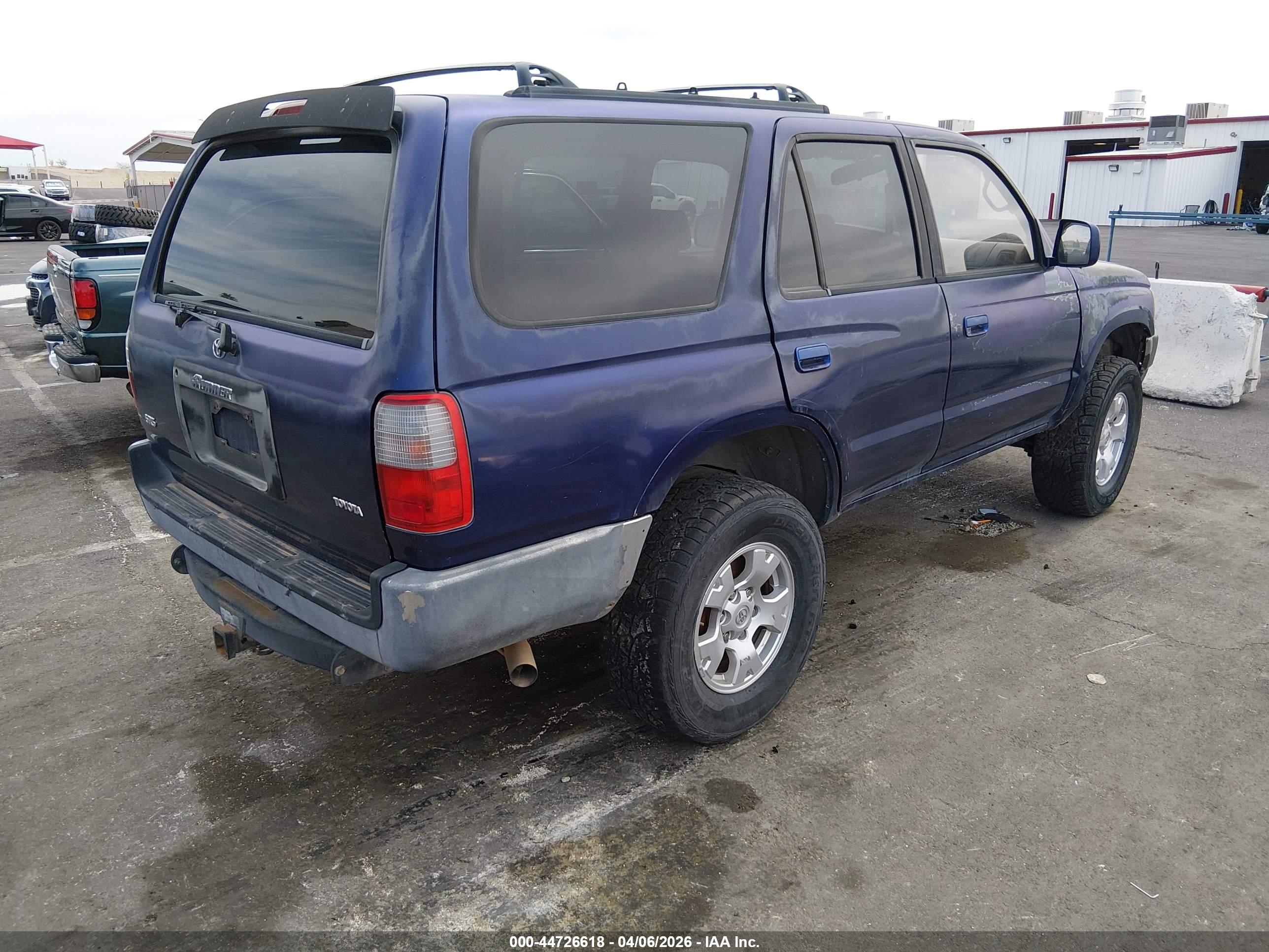TOYOTA 4RUNNER image 4