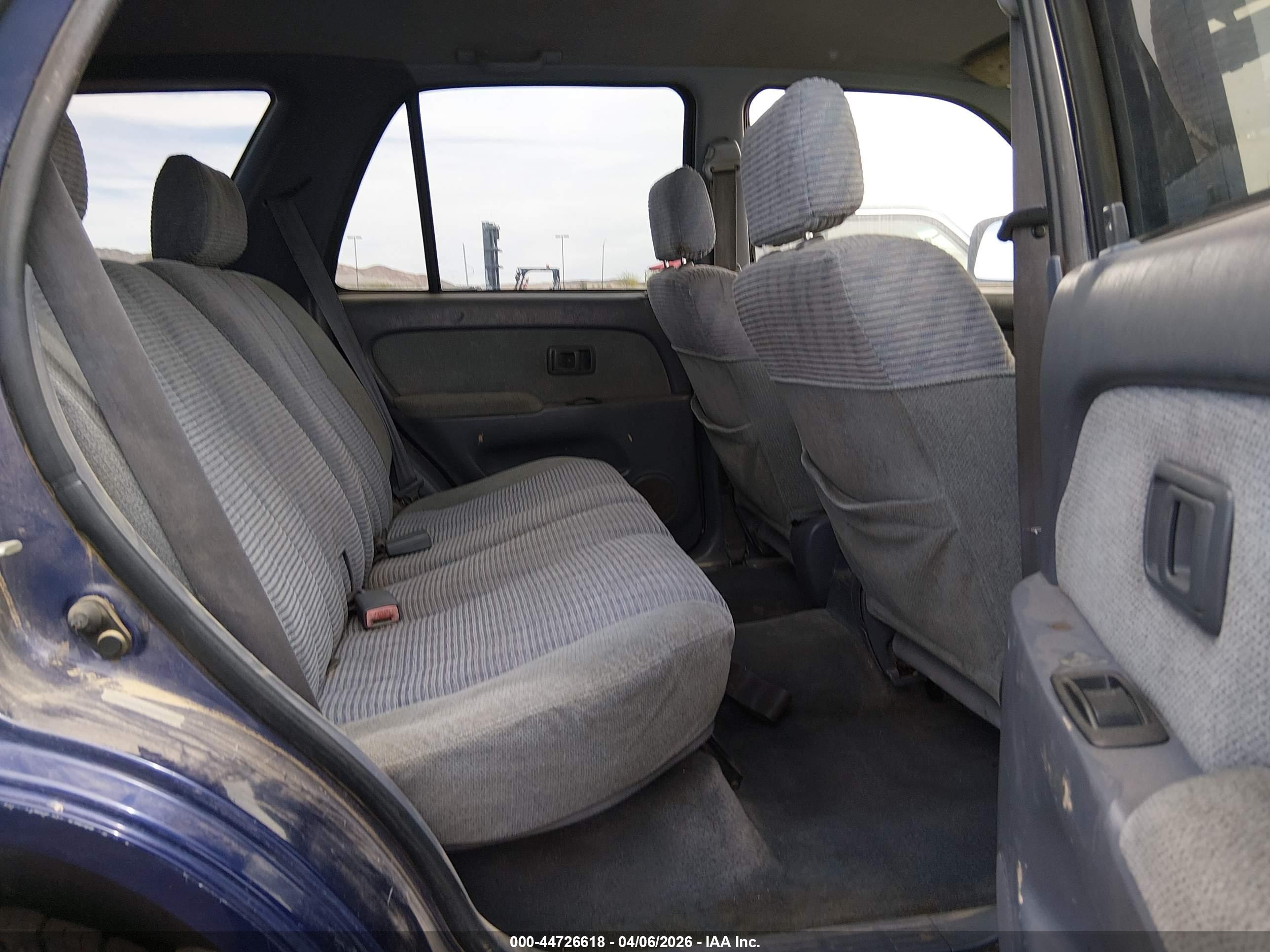 TOYOTA 4RUNNER image 8