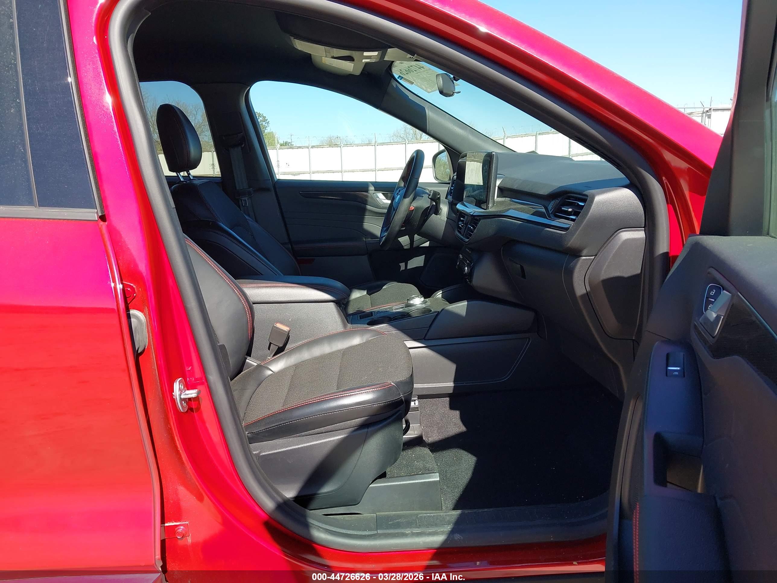 FORD ESCAPE image 5