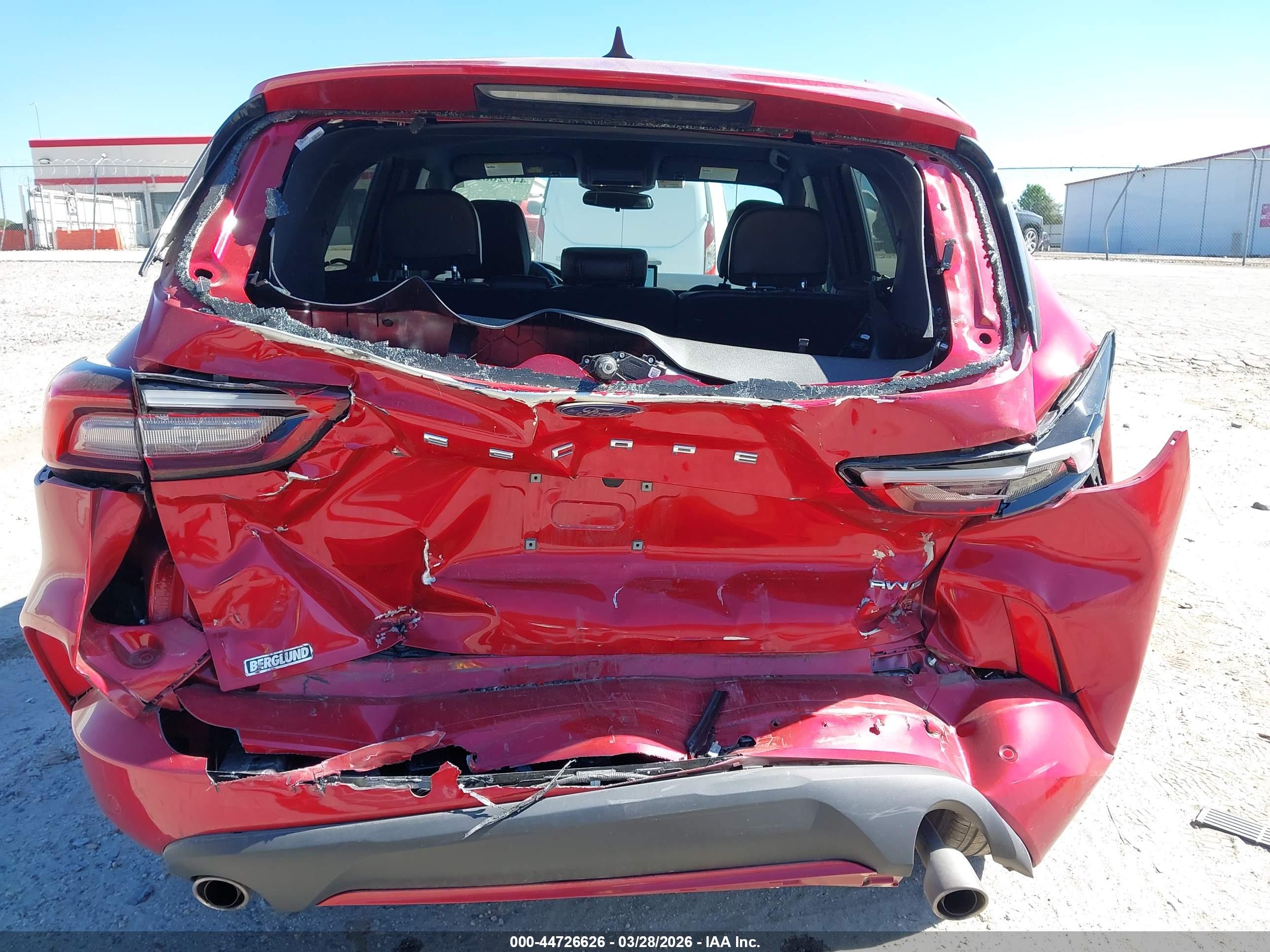 FORD ESCAPE image 6