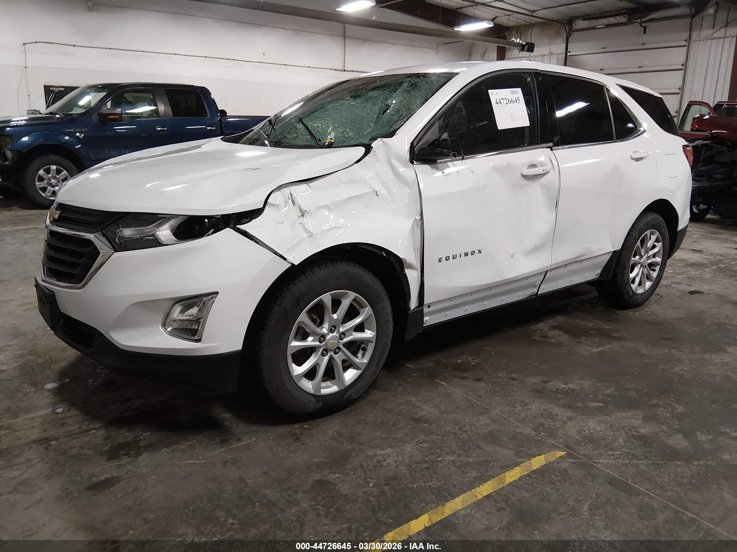 CHEVROLET EQUINOX image 2