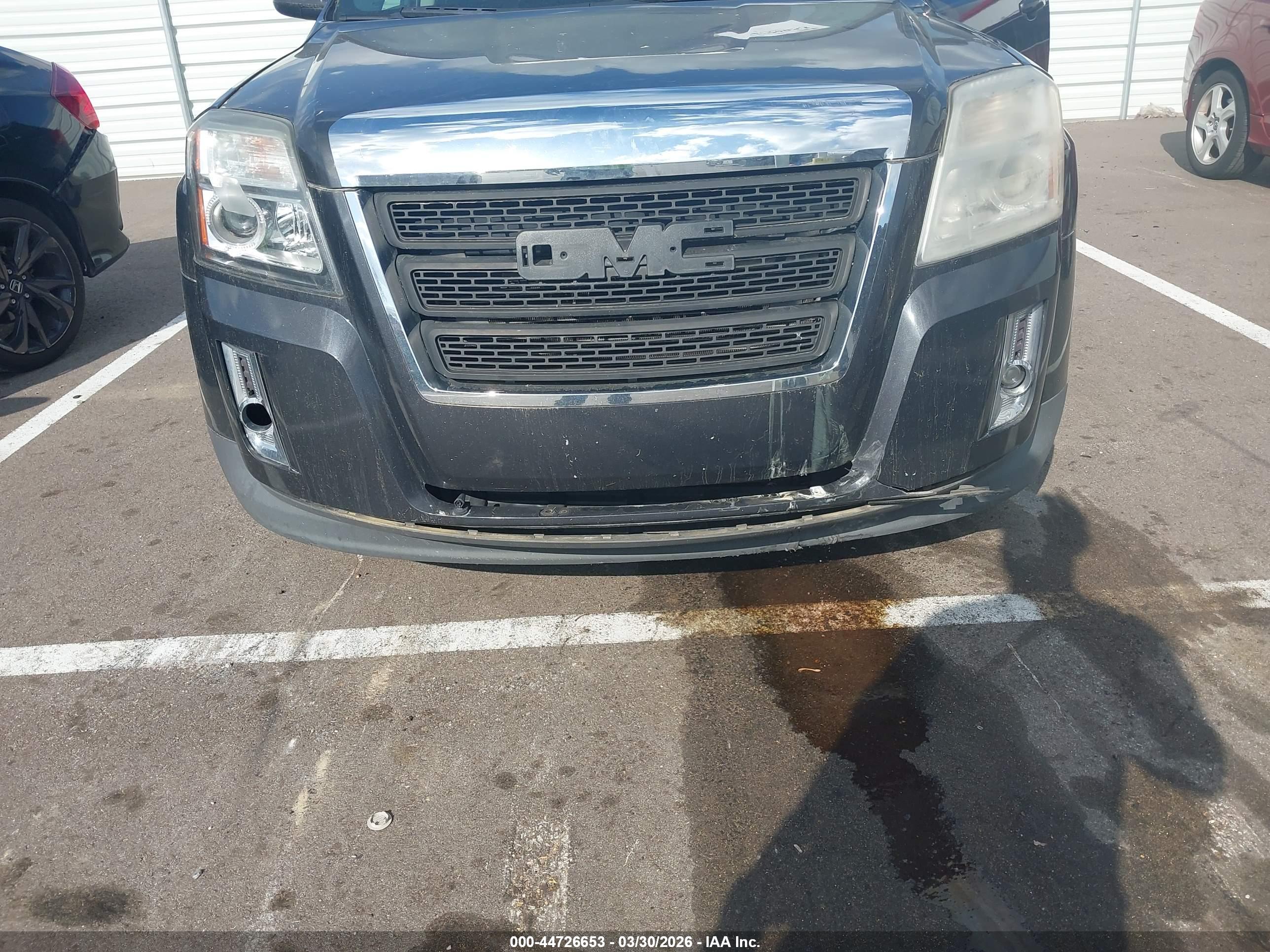 GMC TERRAIN image 6