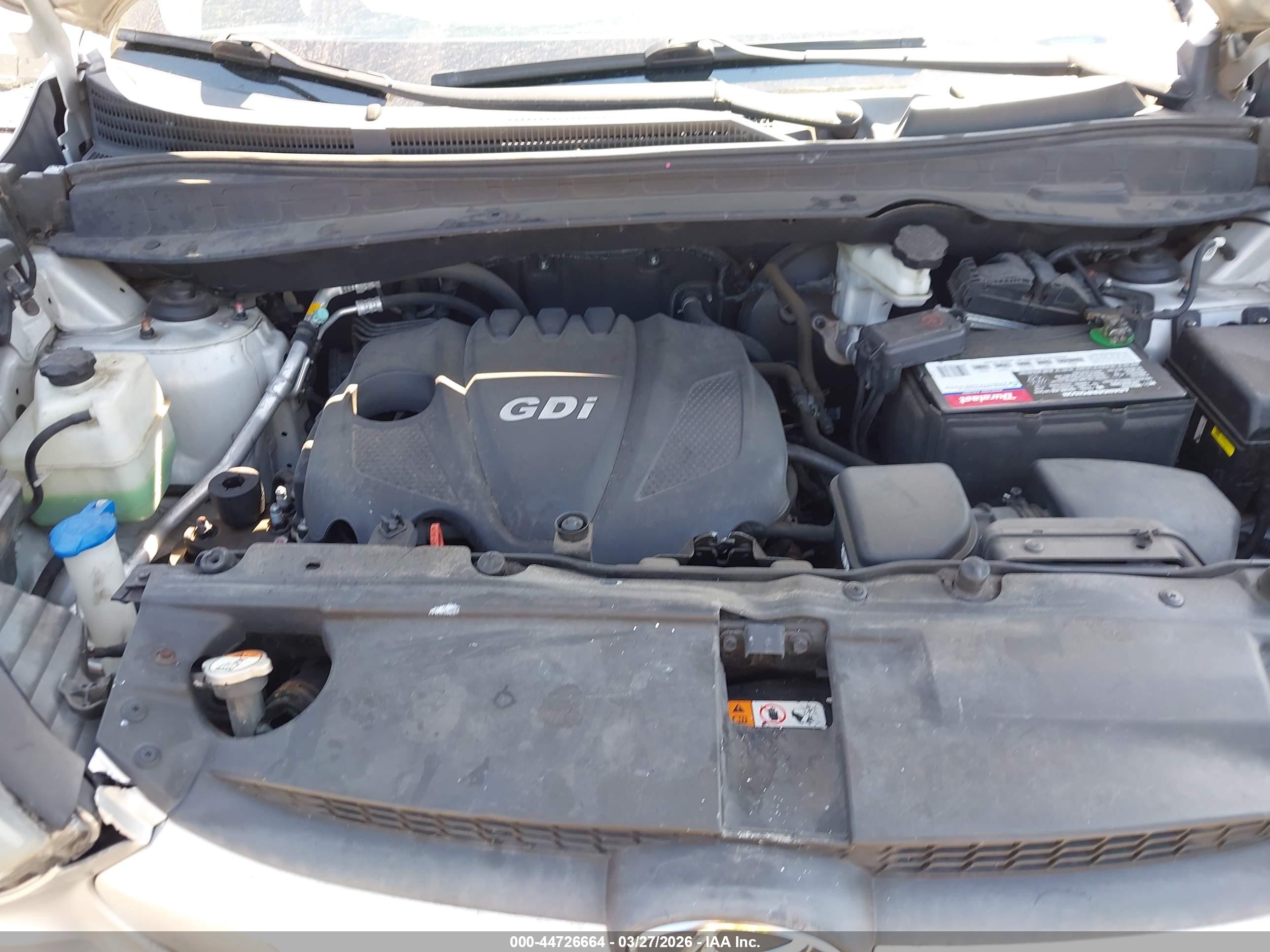 HYUNDAI TUCSON image 10