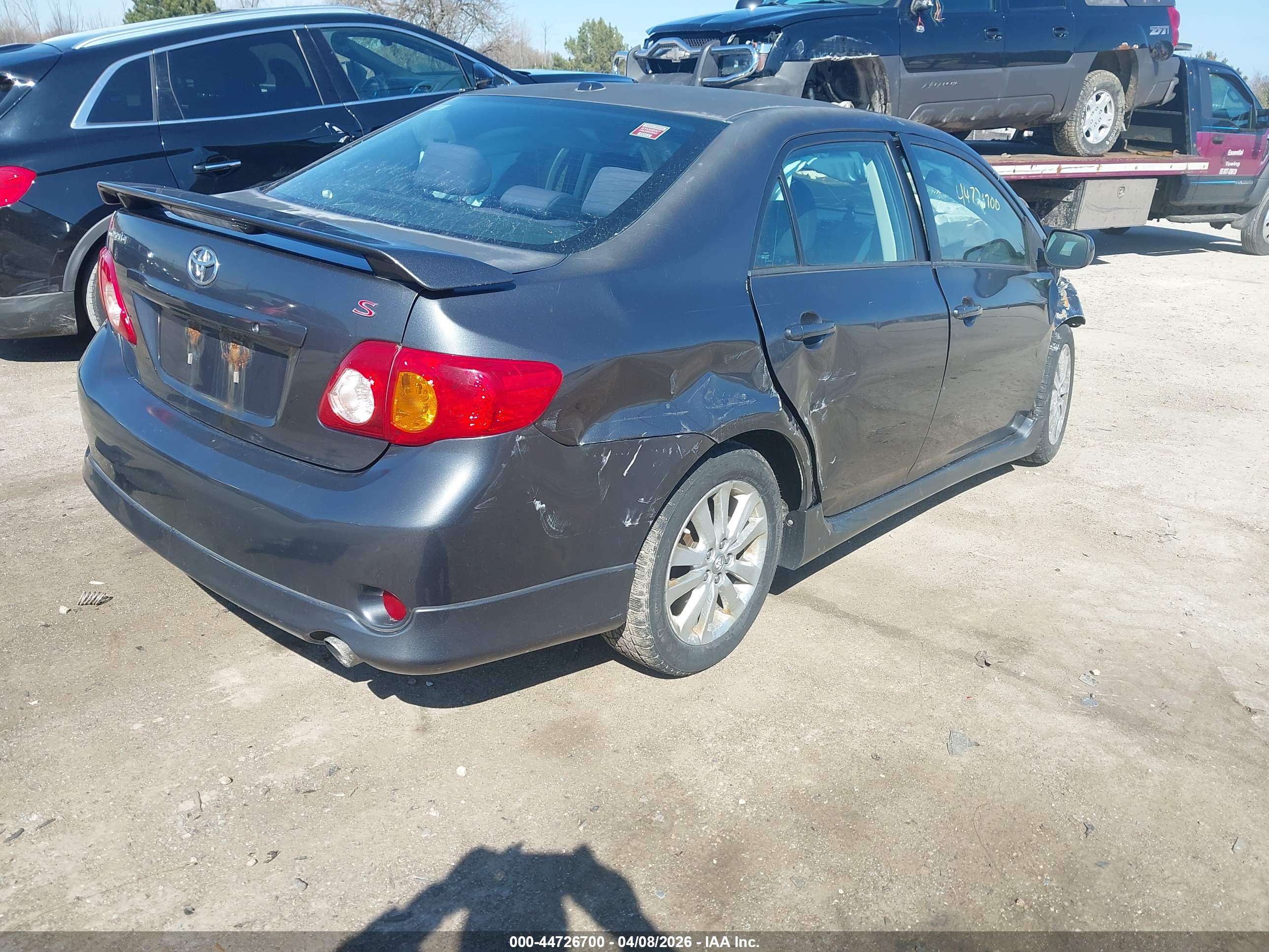 TOYOTA COROLLA image 4