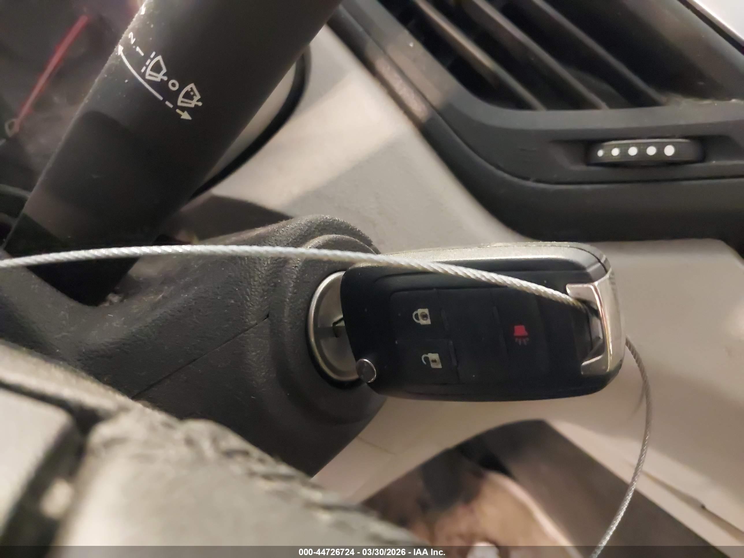 CHEVROLET EQUINOX image 11
