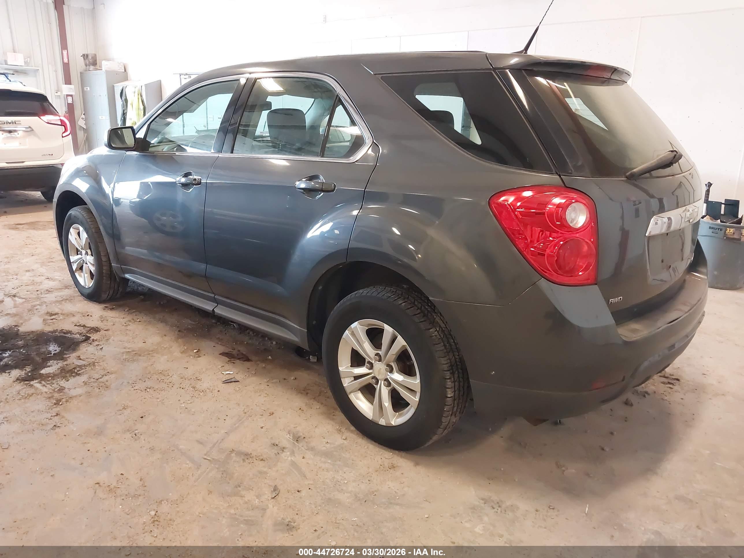 CHEVROLET EQUINOX image 3