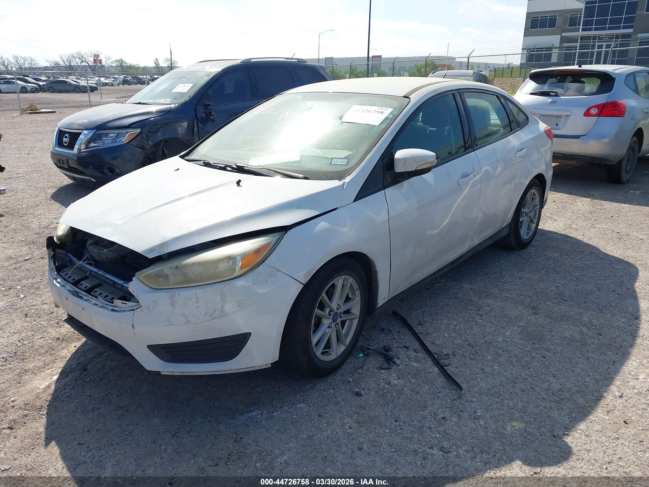 FORD FOCUS image 2