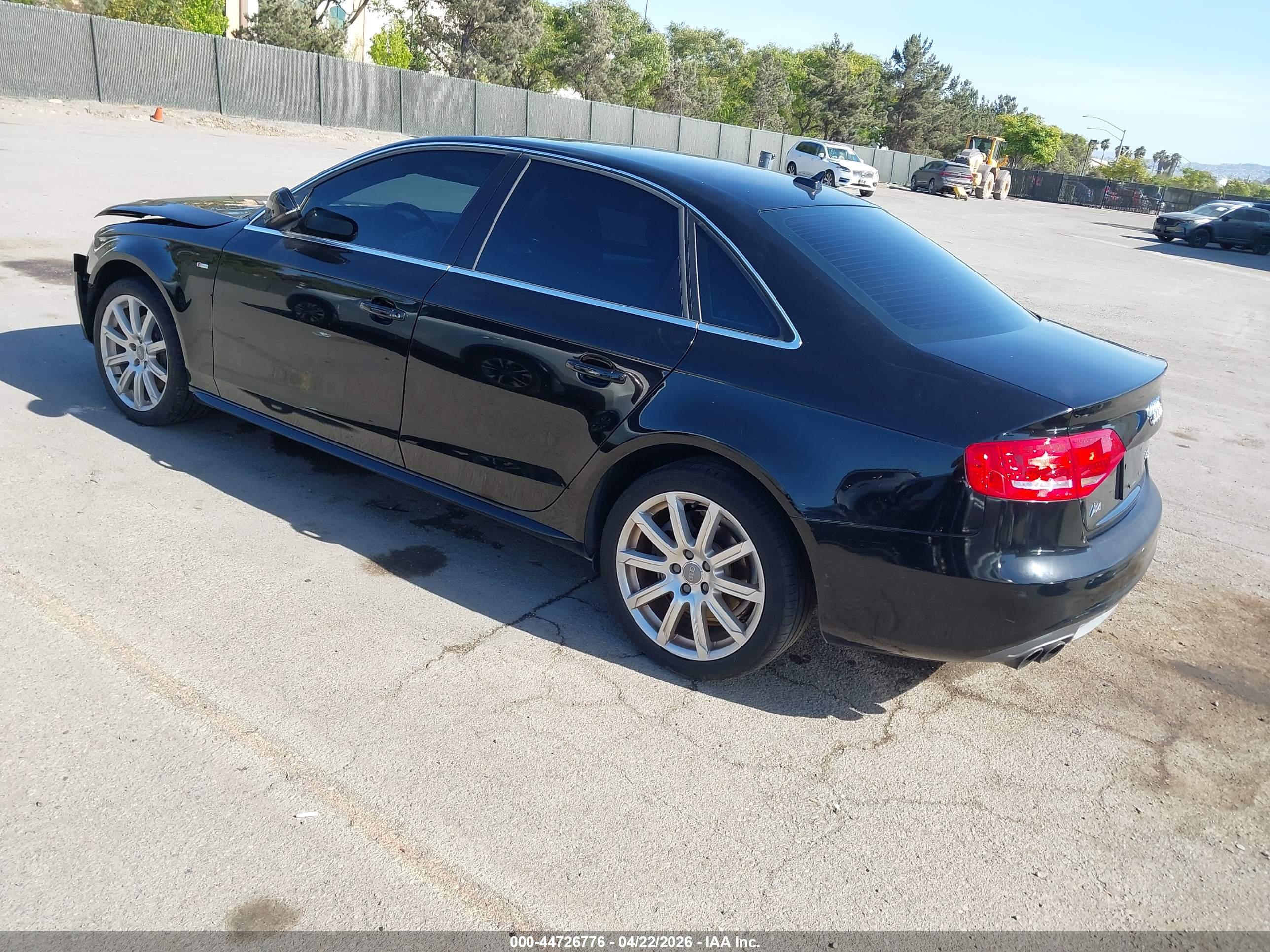 AUDI A4 image 3