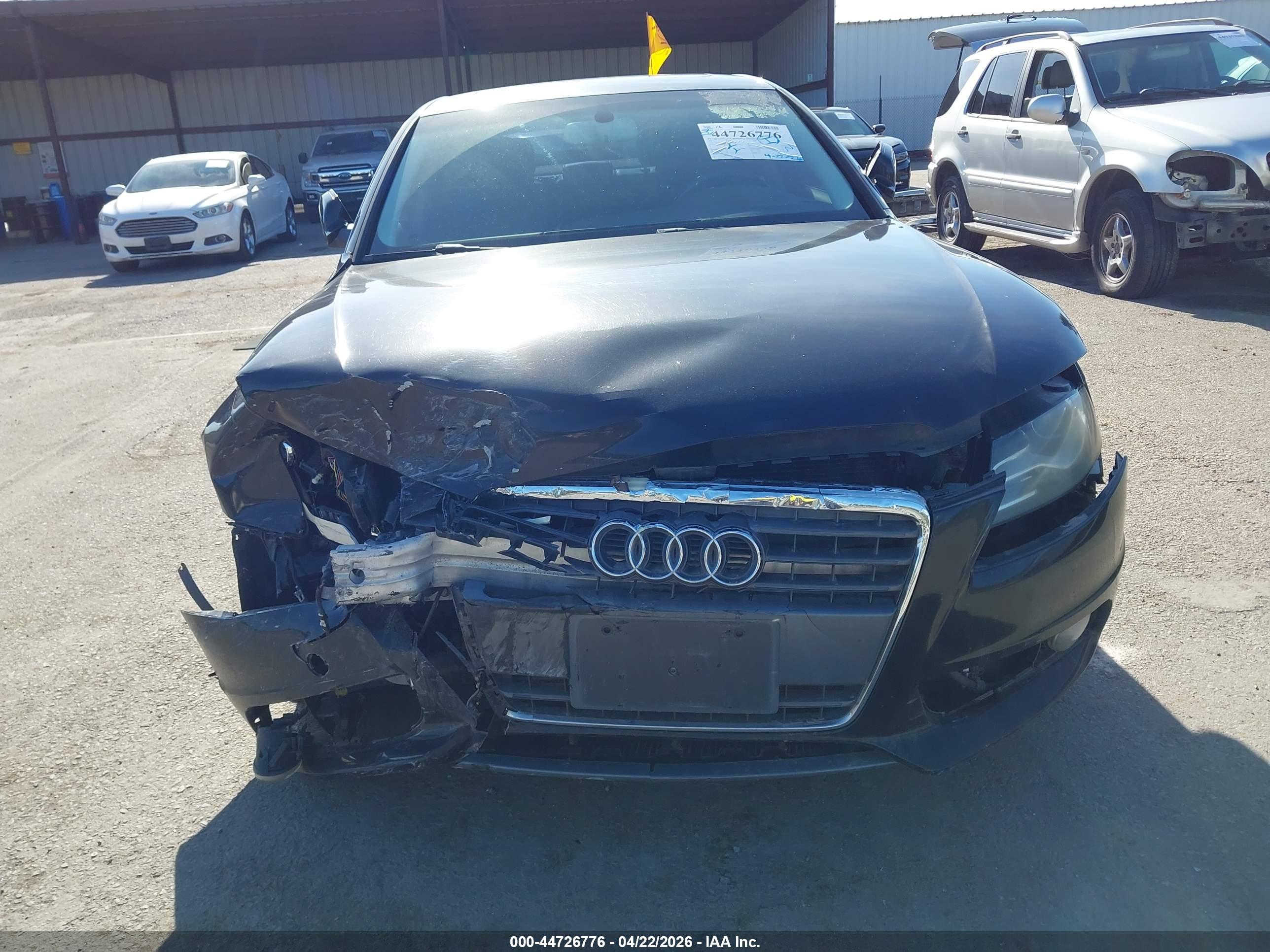 AUDI A4 image 6
