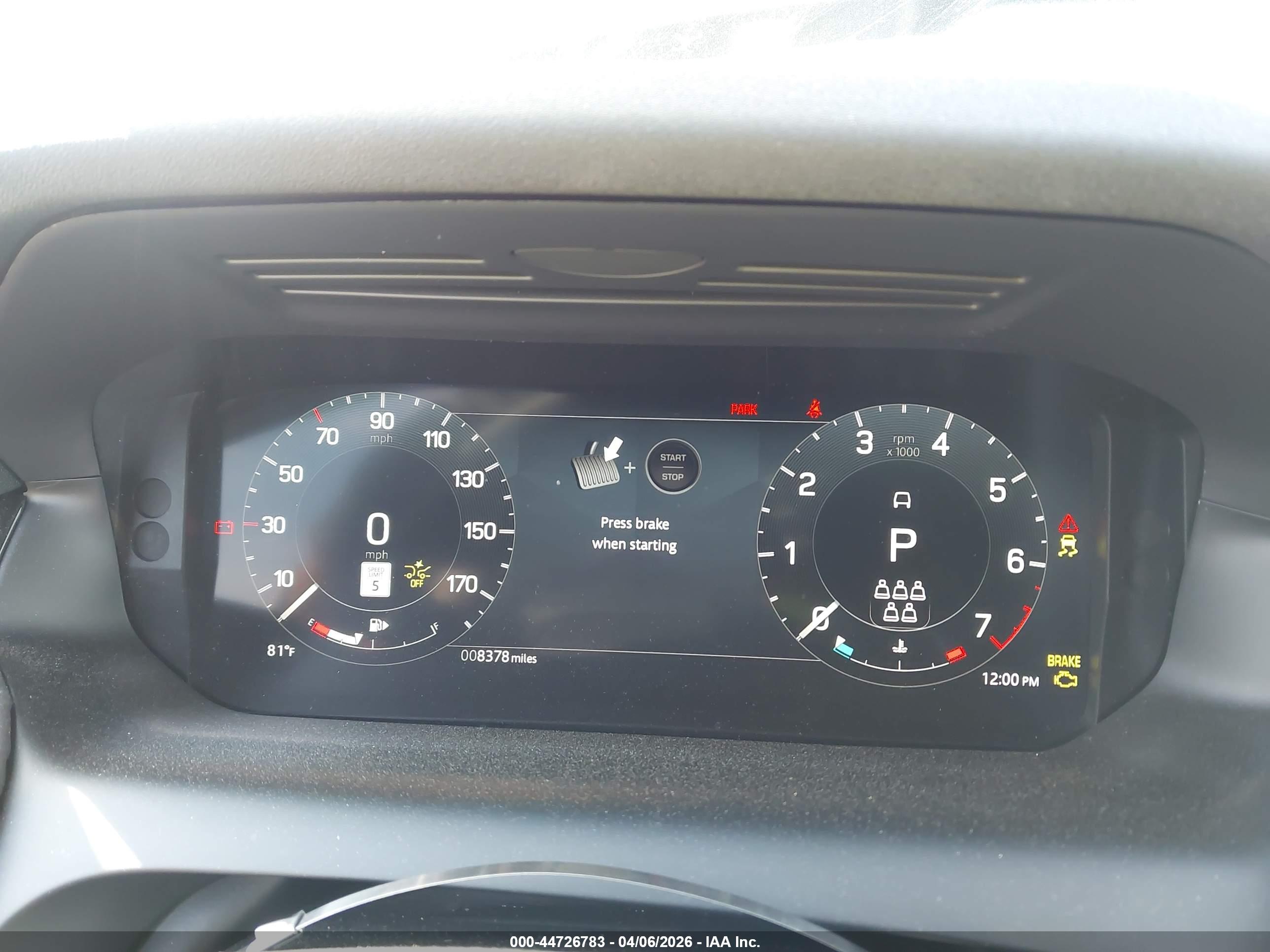 LAND ROVER image 7