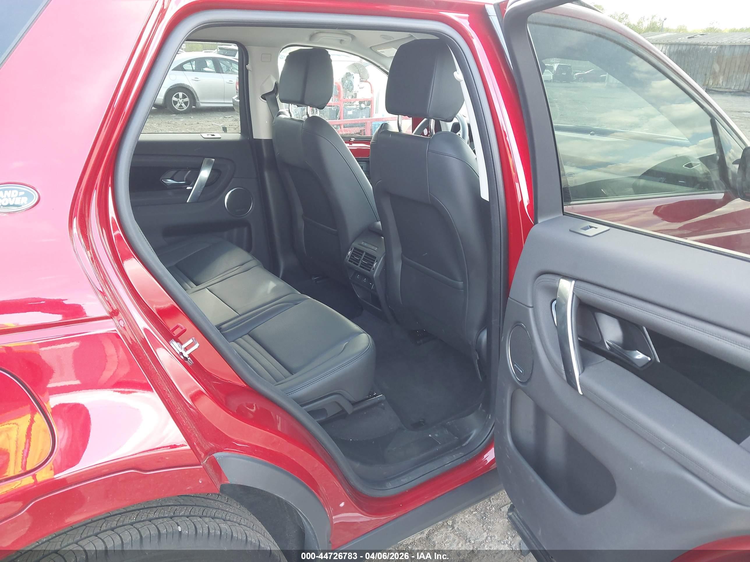 LAND ROVER image 8