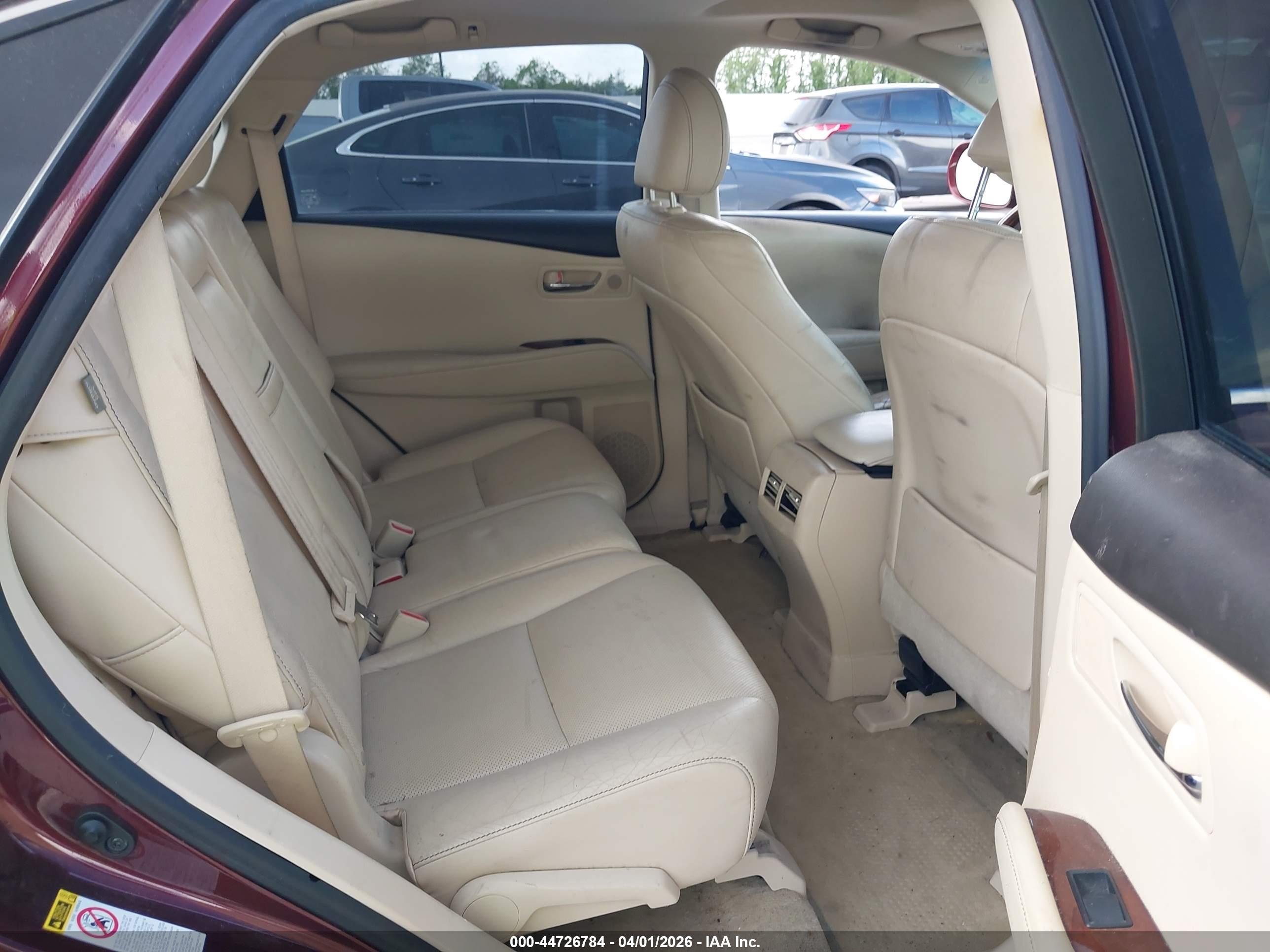 LEXUS RX image 8