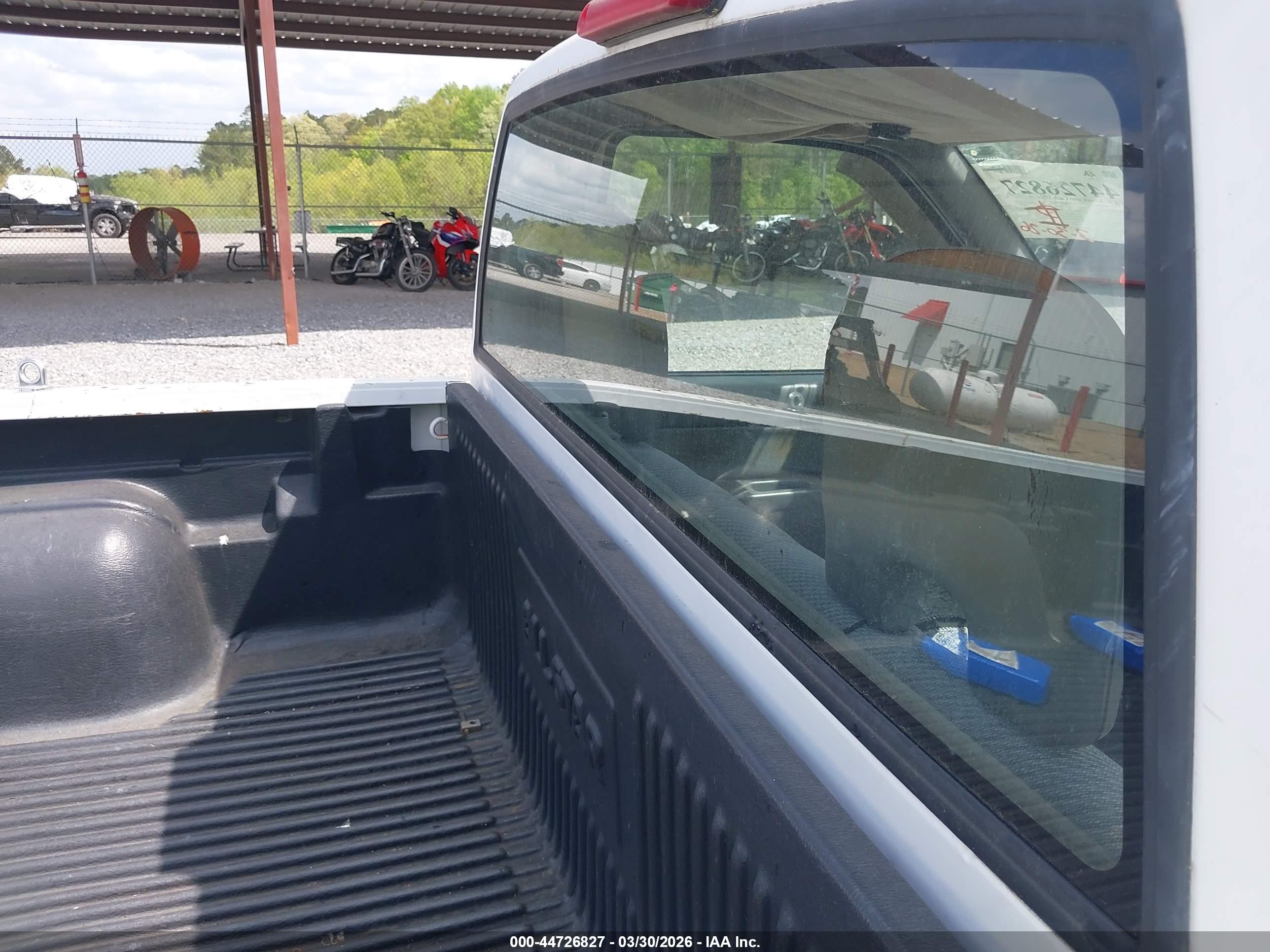 NISSAN FRONTIER image 8