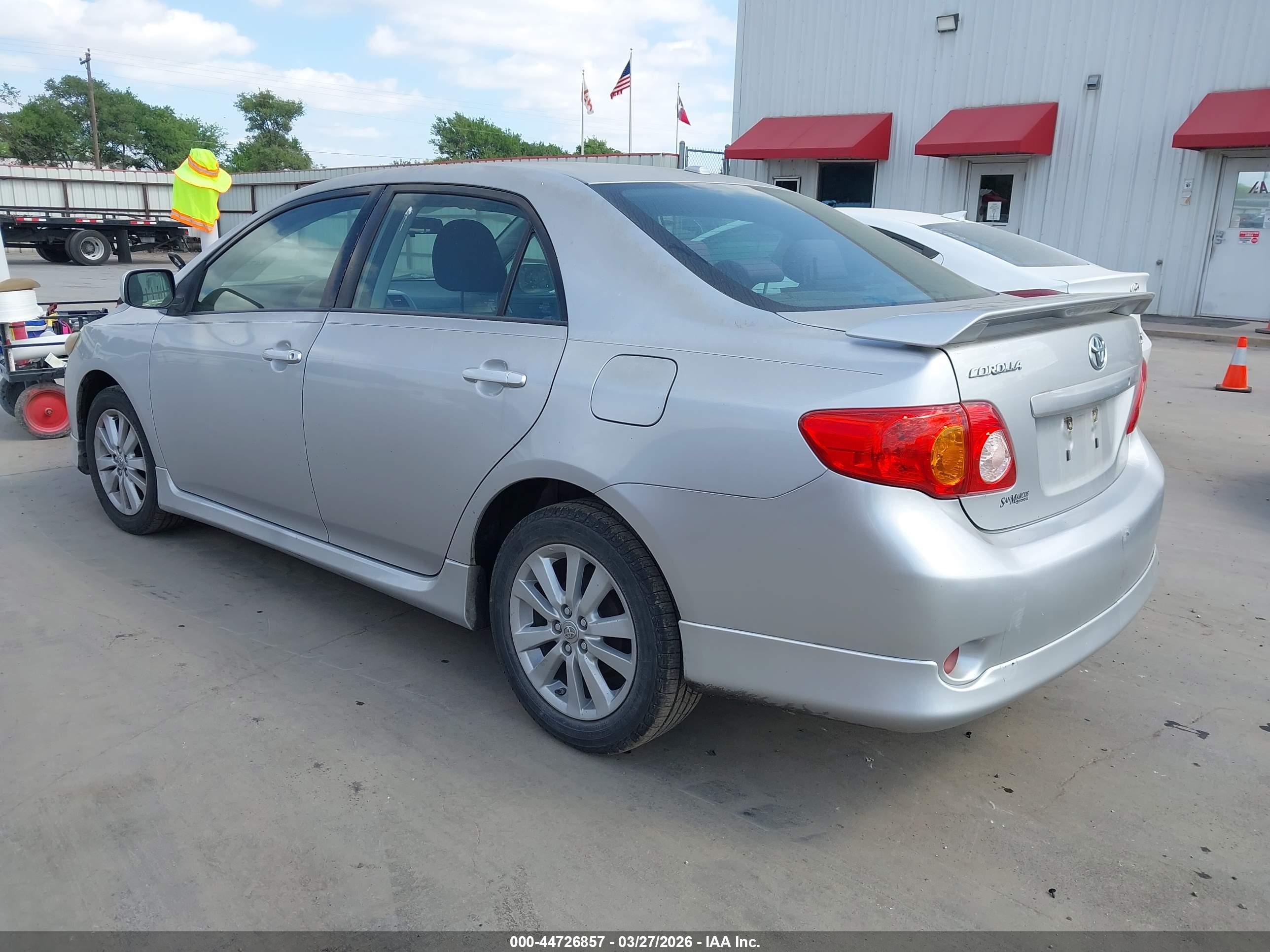 TOYOTA COROLLA image 3