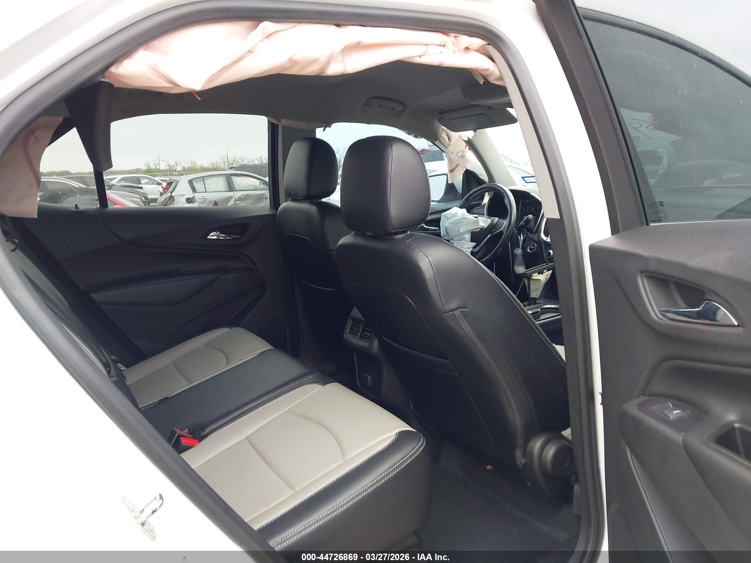 CHEVROLET EQUINOX image 8