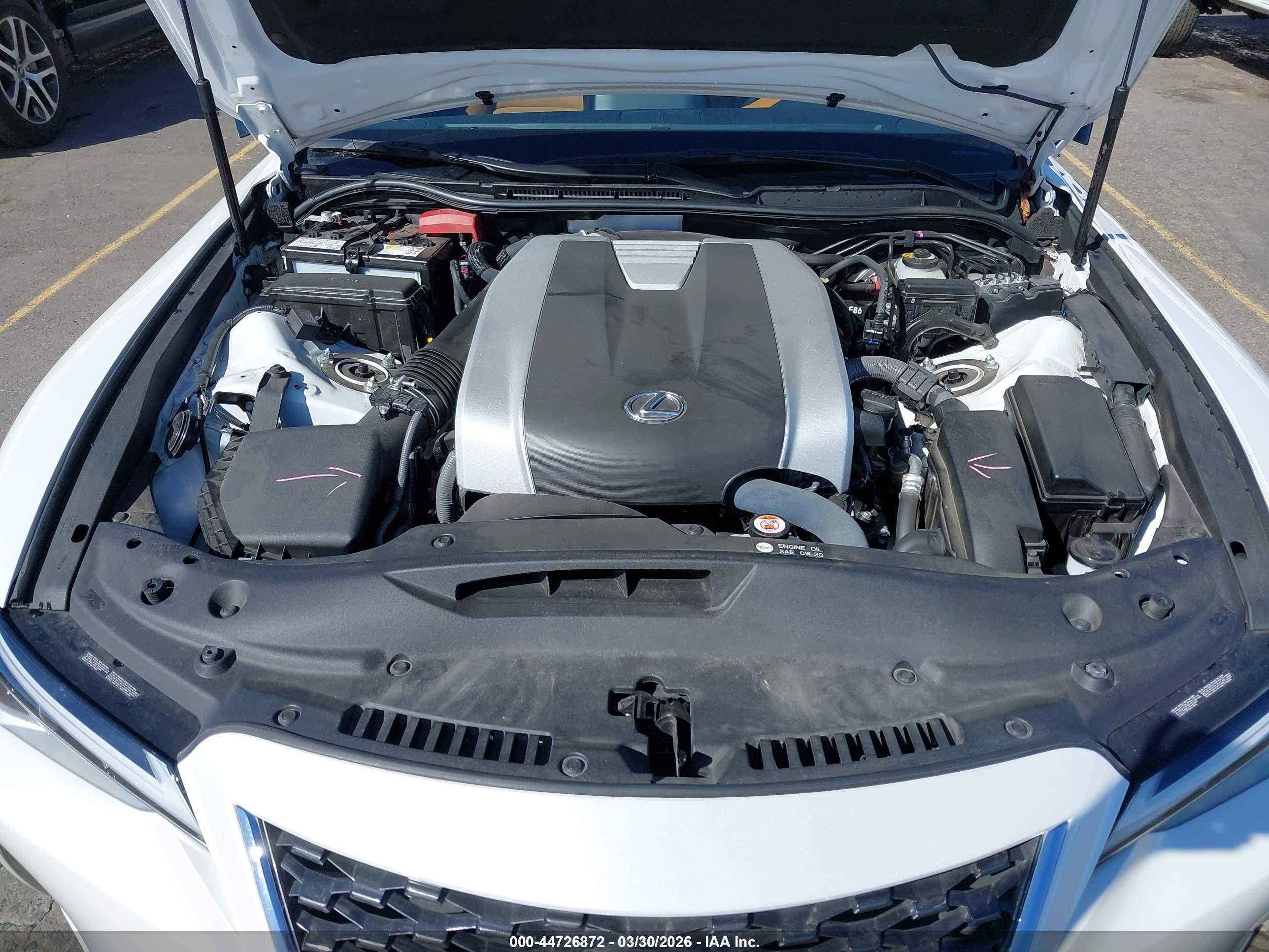 LEXUS IS image 10