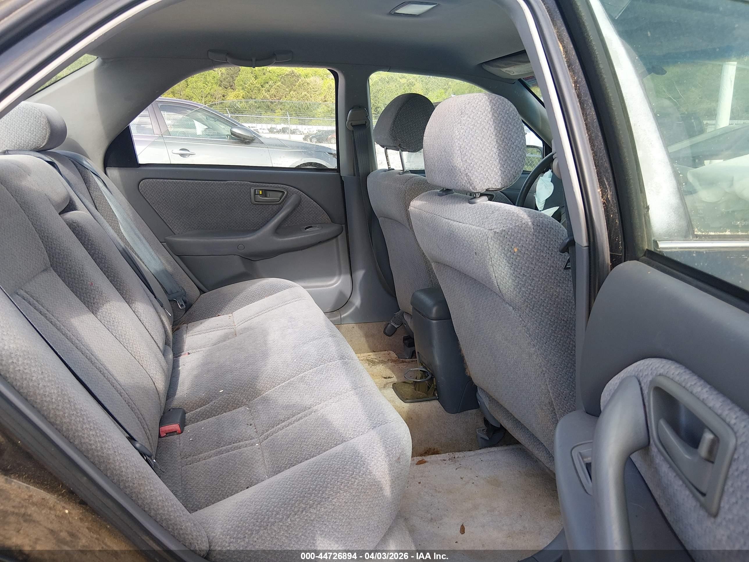 TOYOTA CAMRY image 8