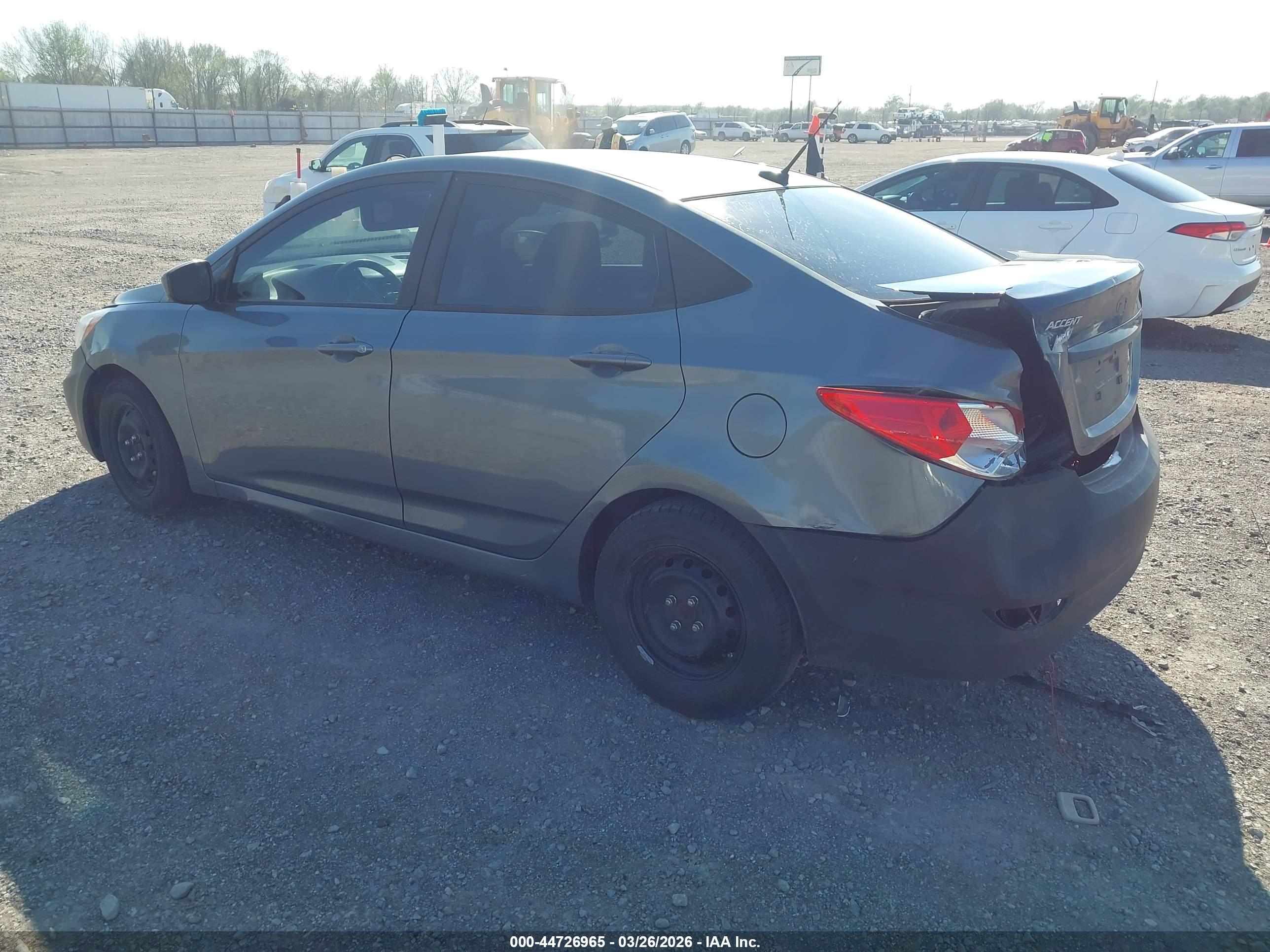 HYUNDAI ACCENT image 3