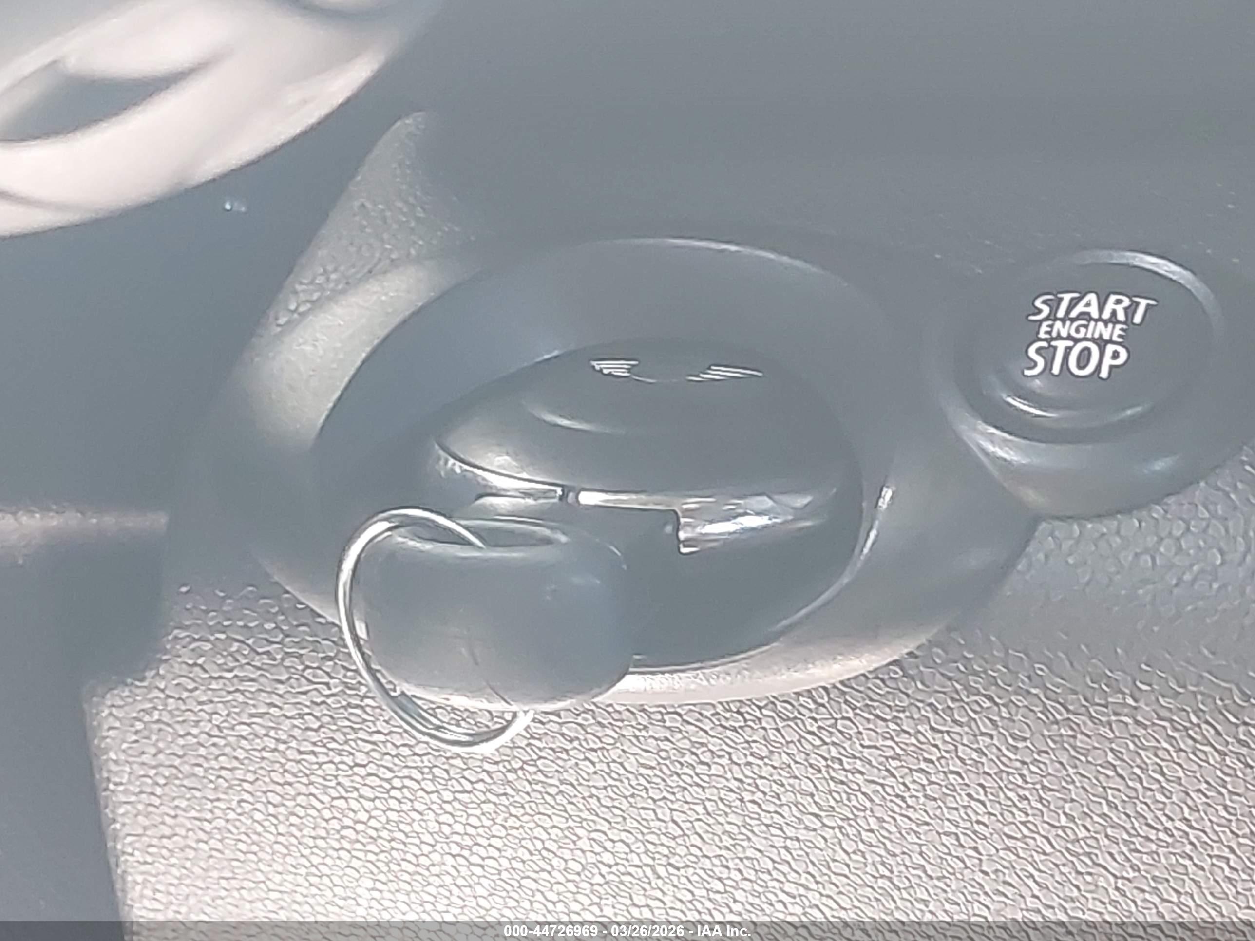 MINI COUNTRYMAN image 11