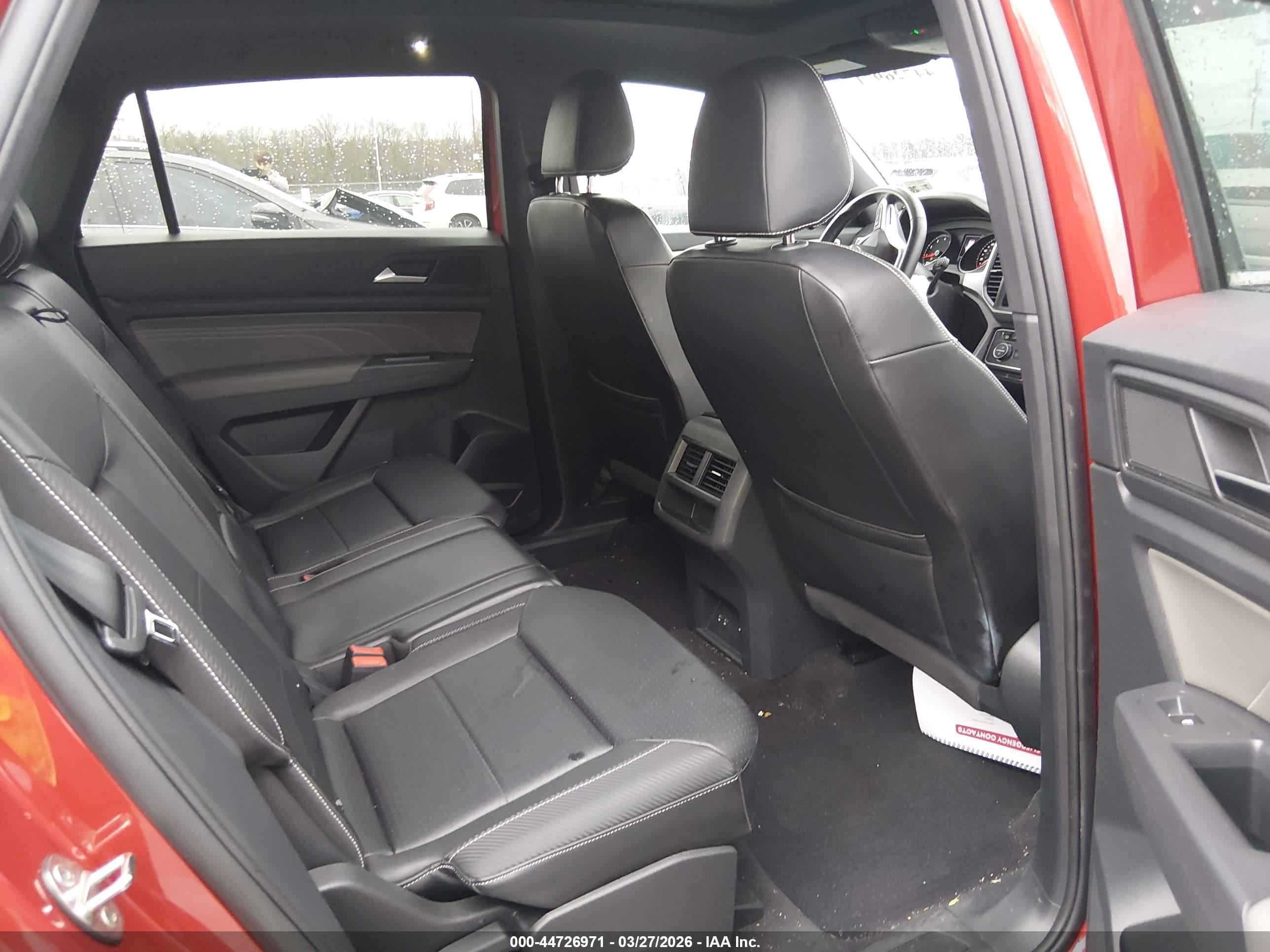 VOLKSWAGEN ATLAS image 8
