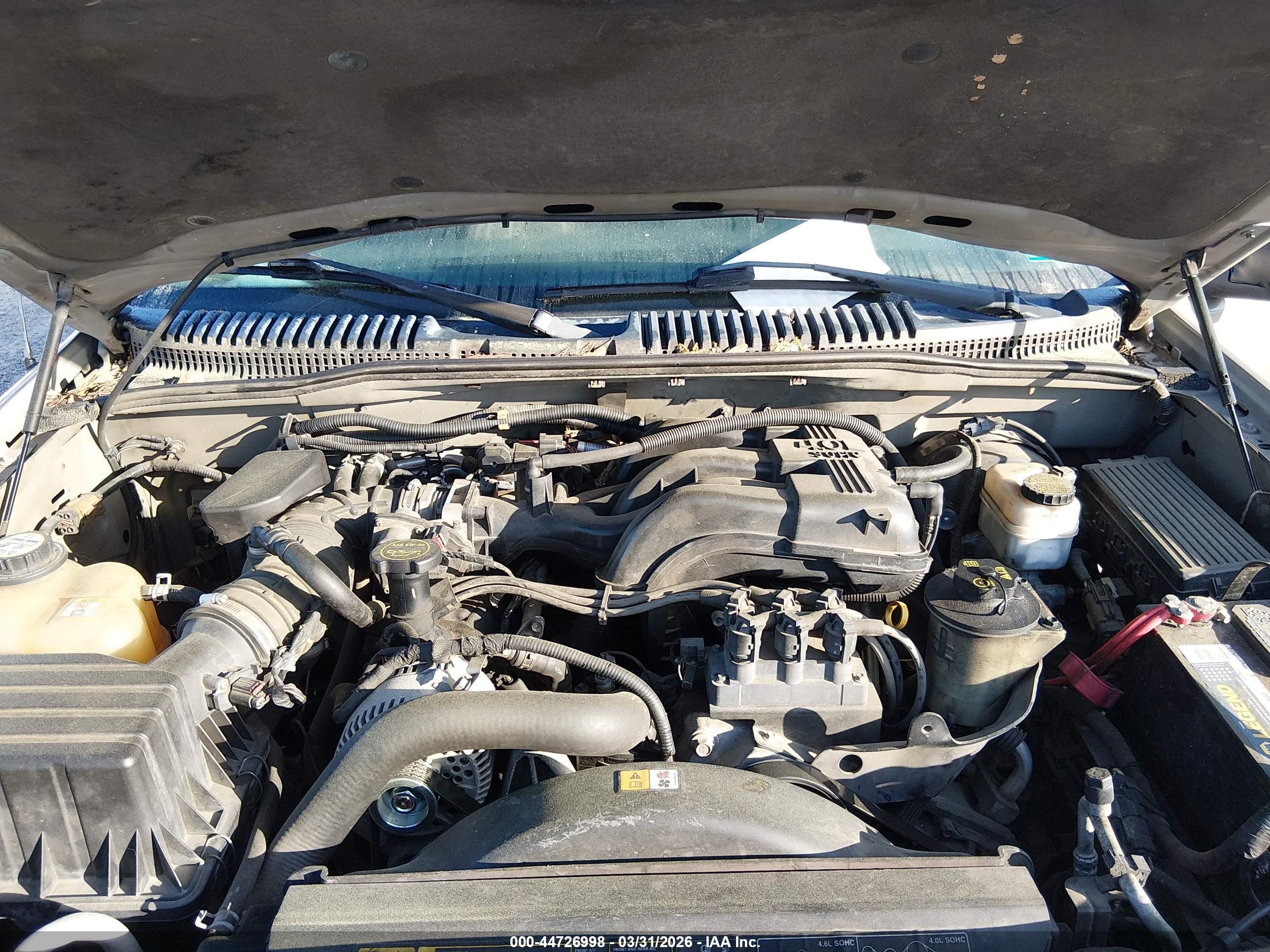 FORD EXPLORER image 10