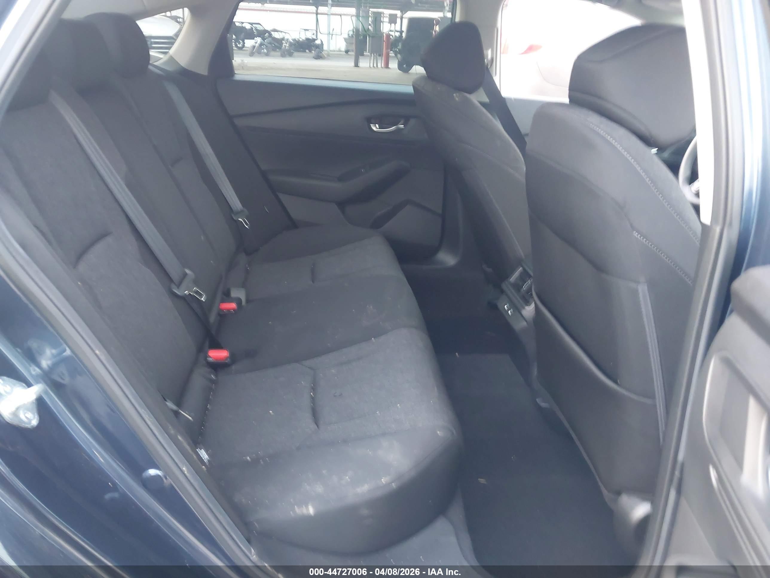 HONDA ACCORD image 8