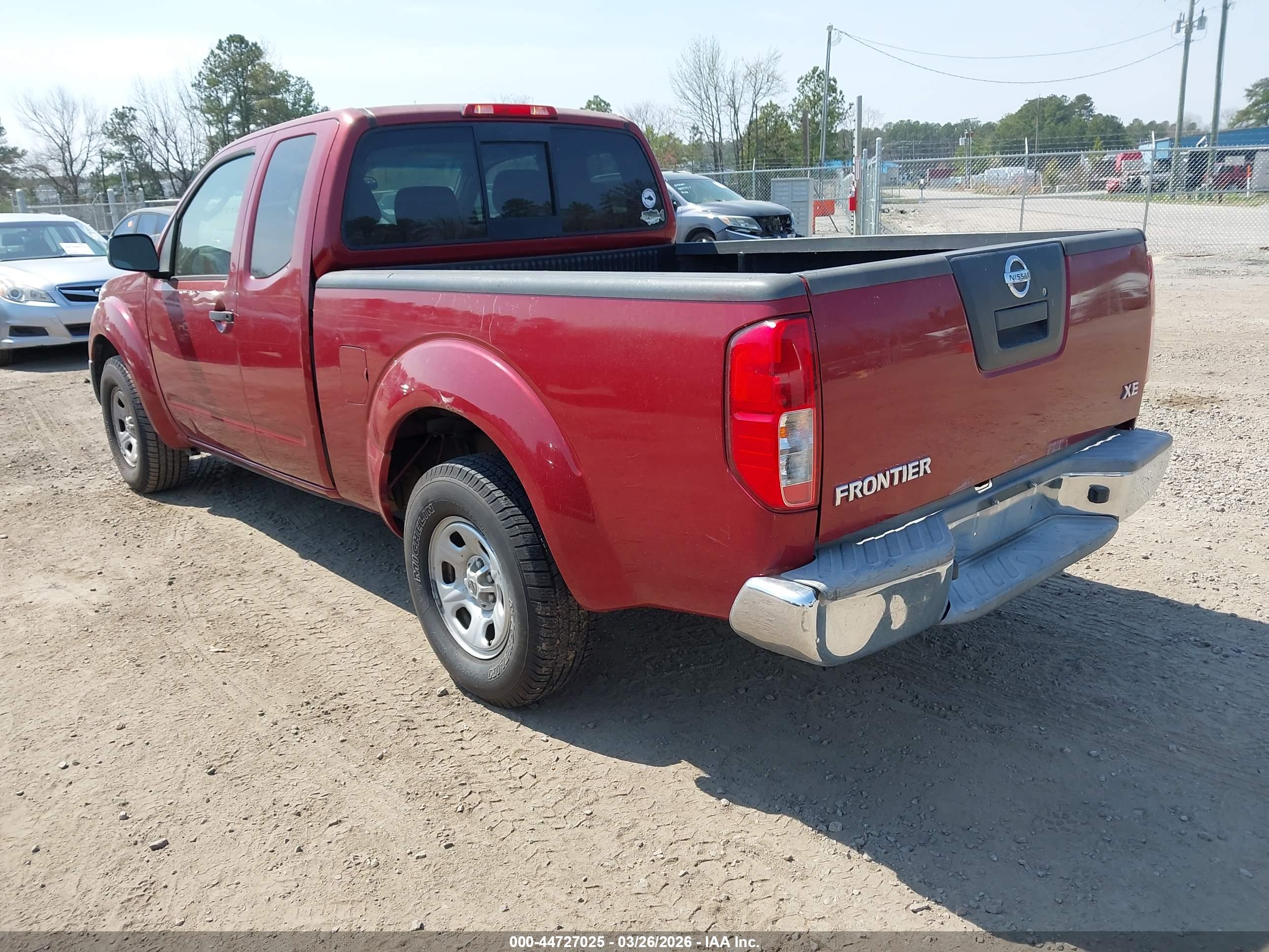 NISSAN FRONTIER image 3