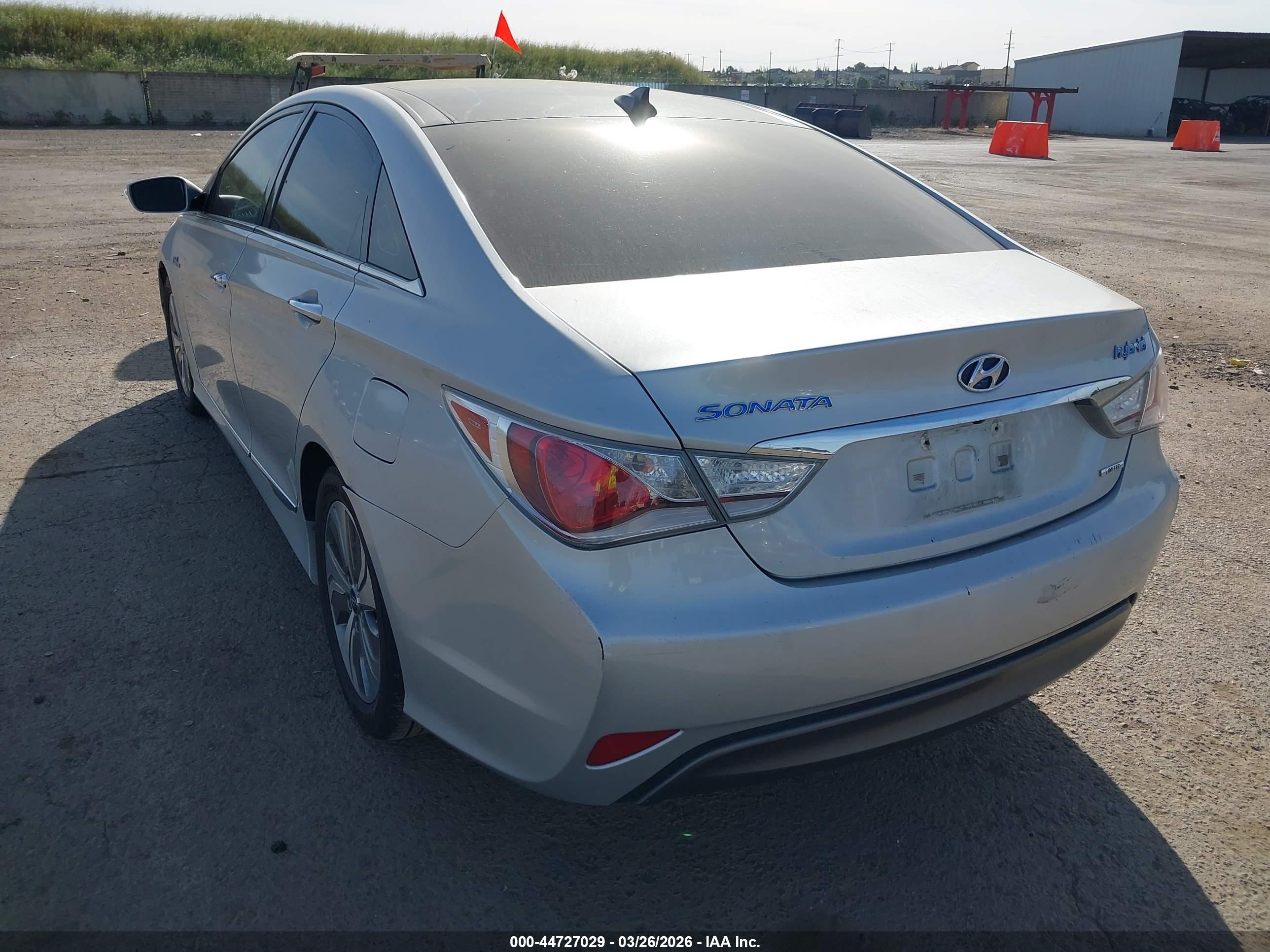 HYUNDAI SONATA image 3