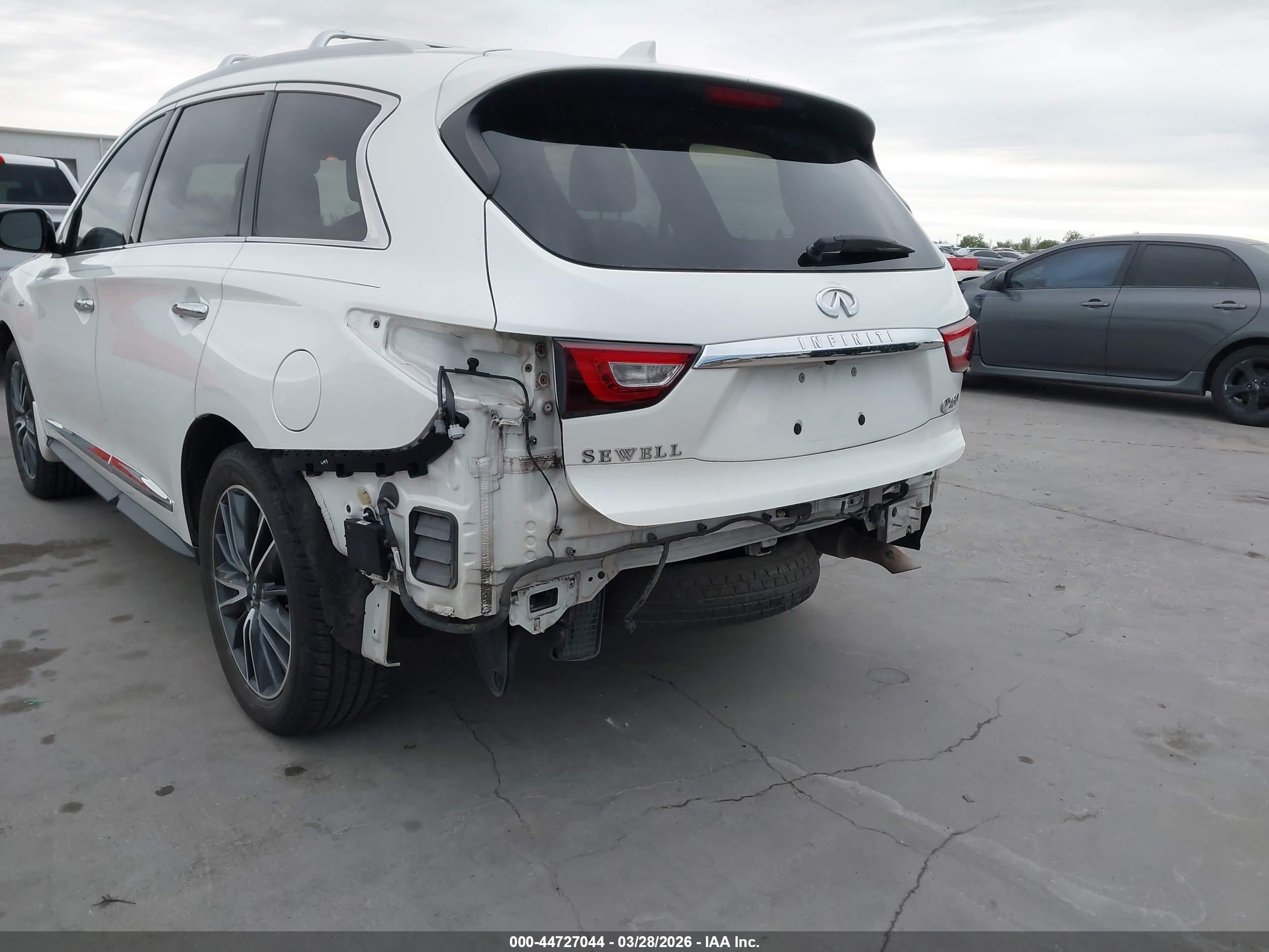 INFINITI QX60 image 6