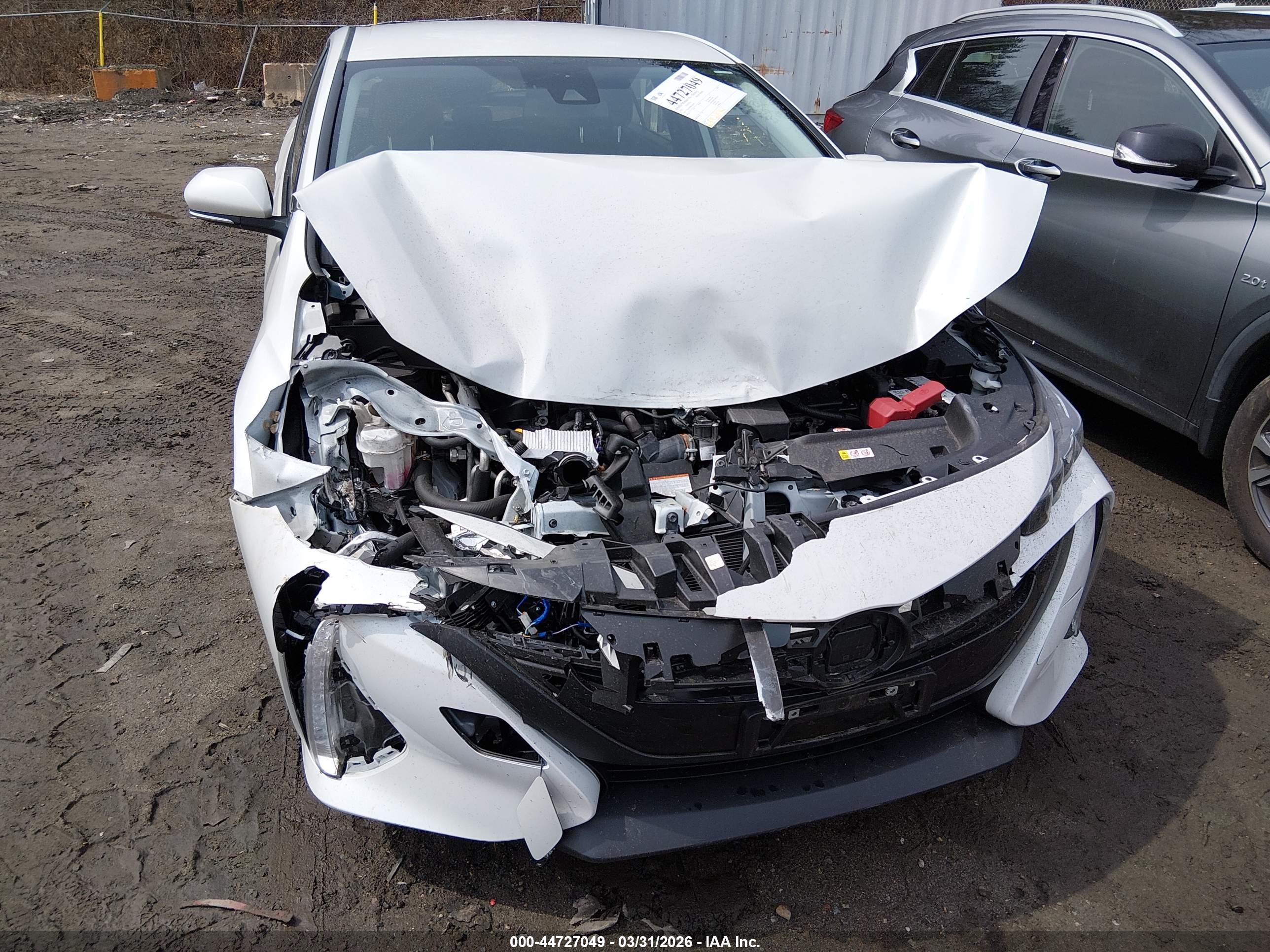 TOYOTA PRIUS image 6