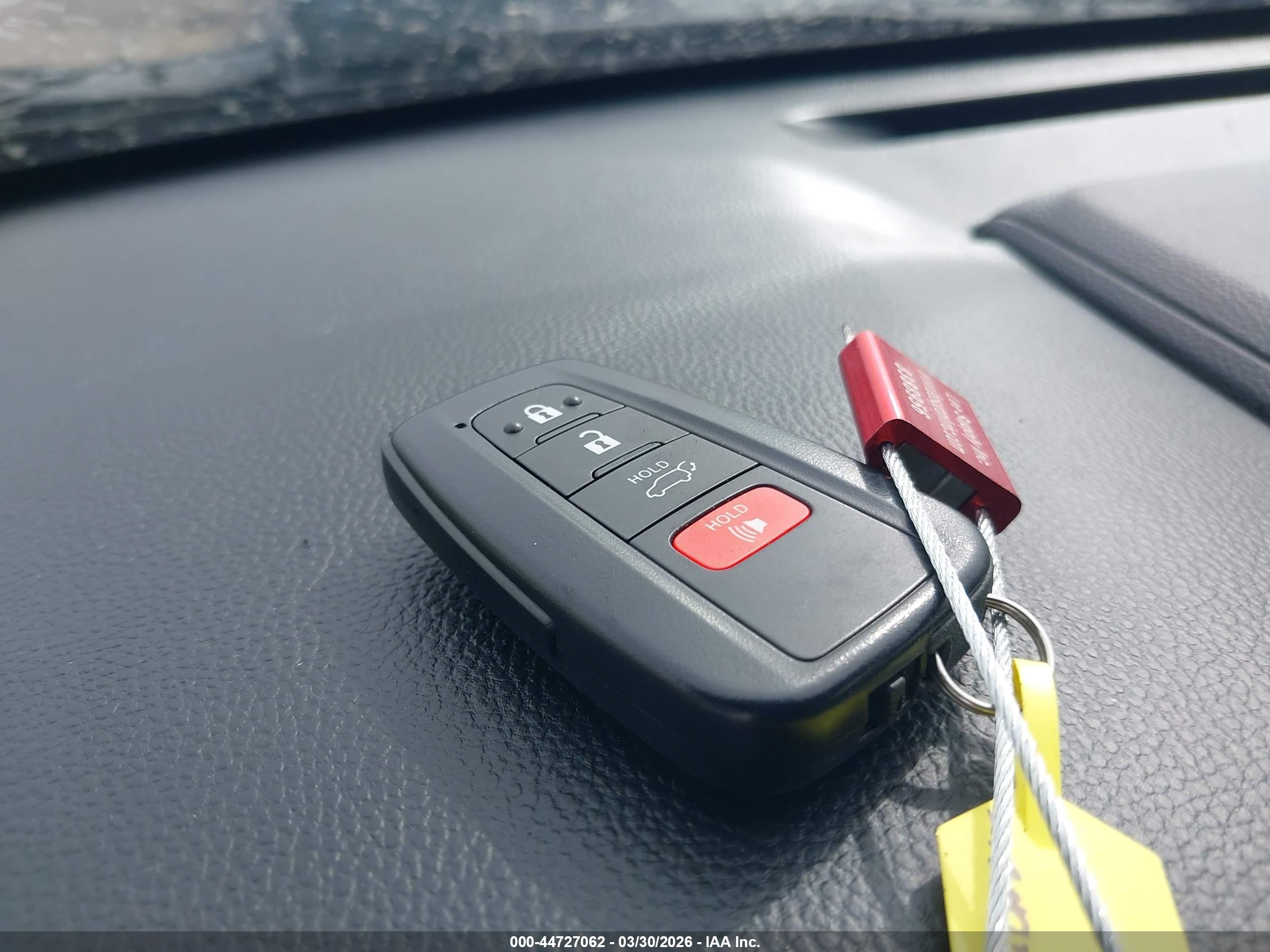 TOYOTA HIGHLANDER image 11