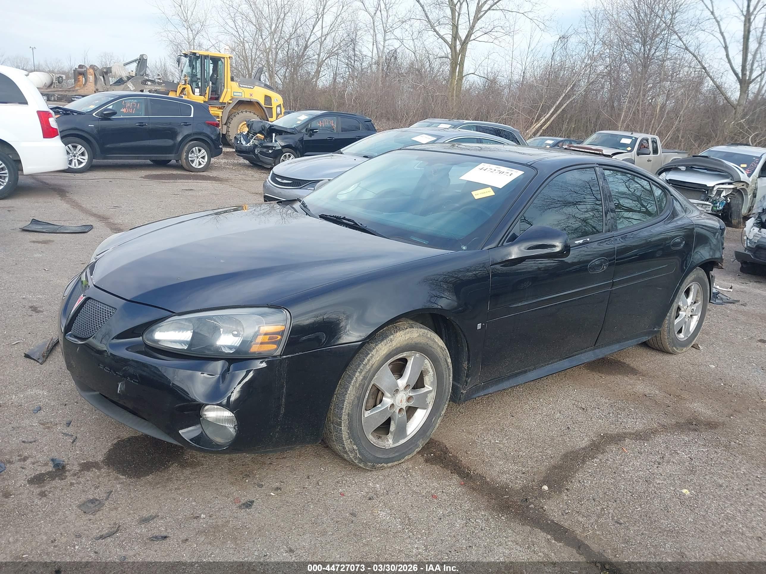 PONTIAC GRAND image 2