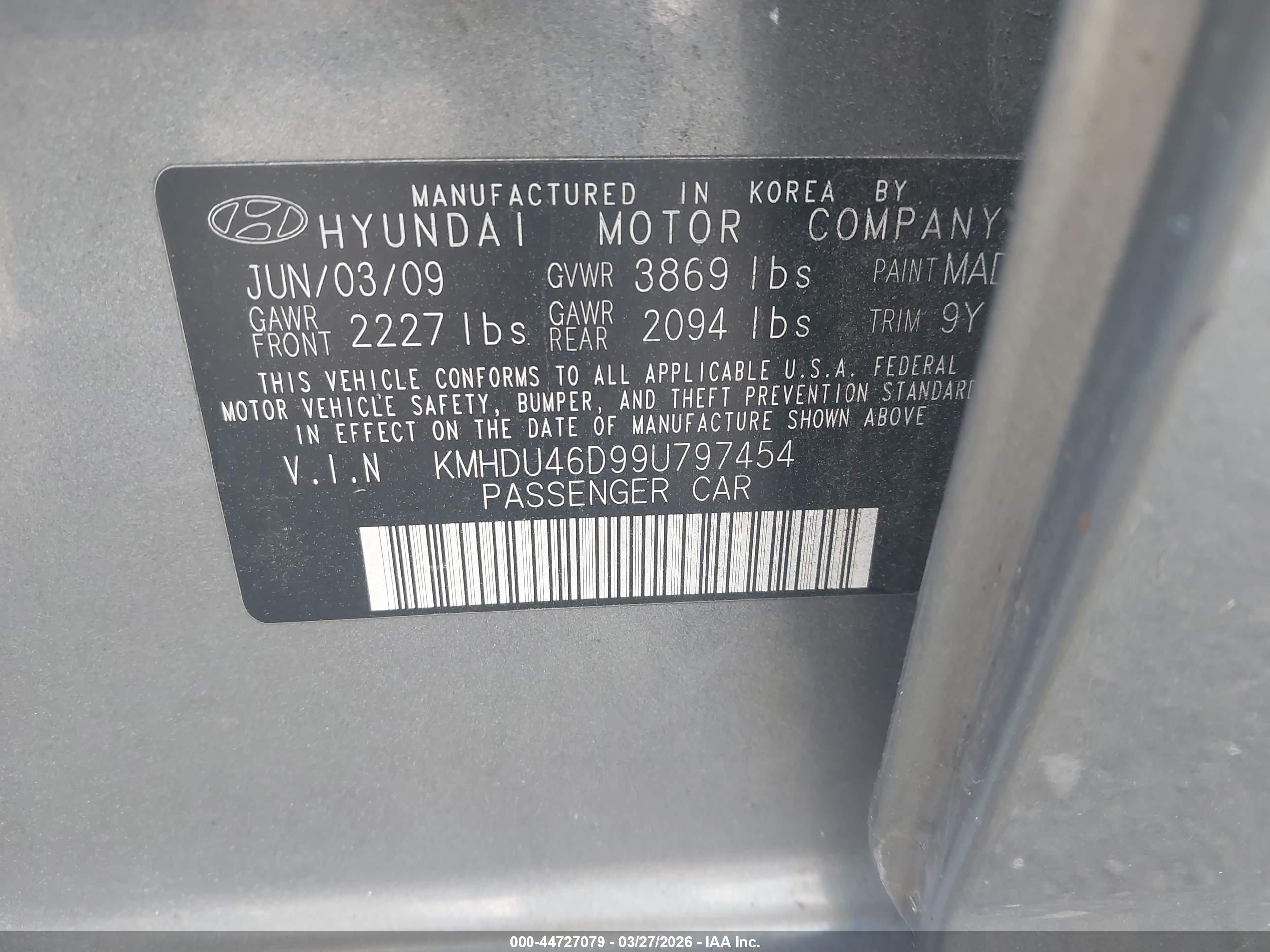 HYUNDAI ELANTRA image 9