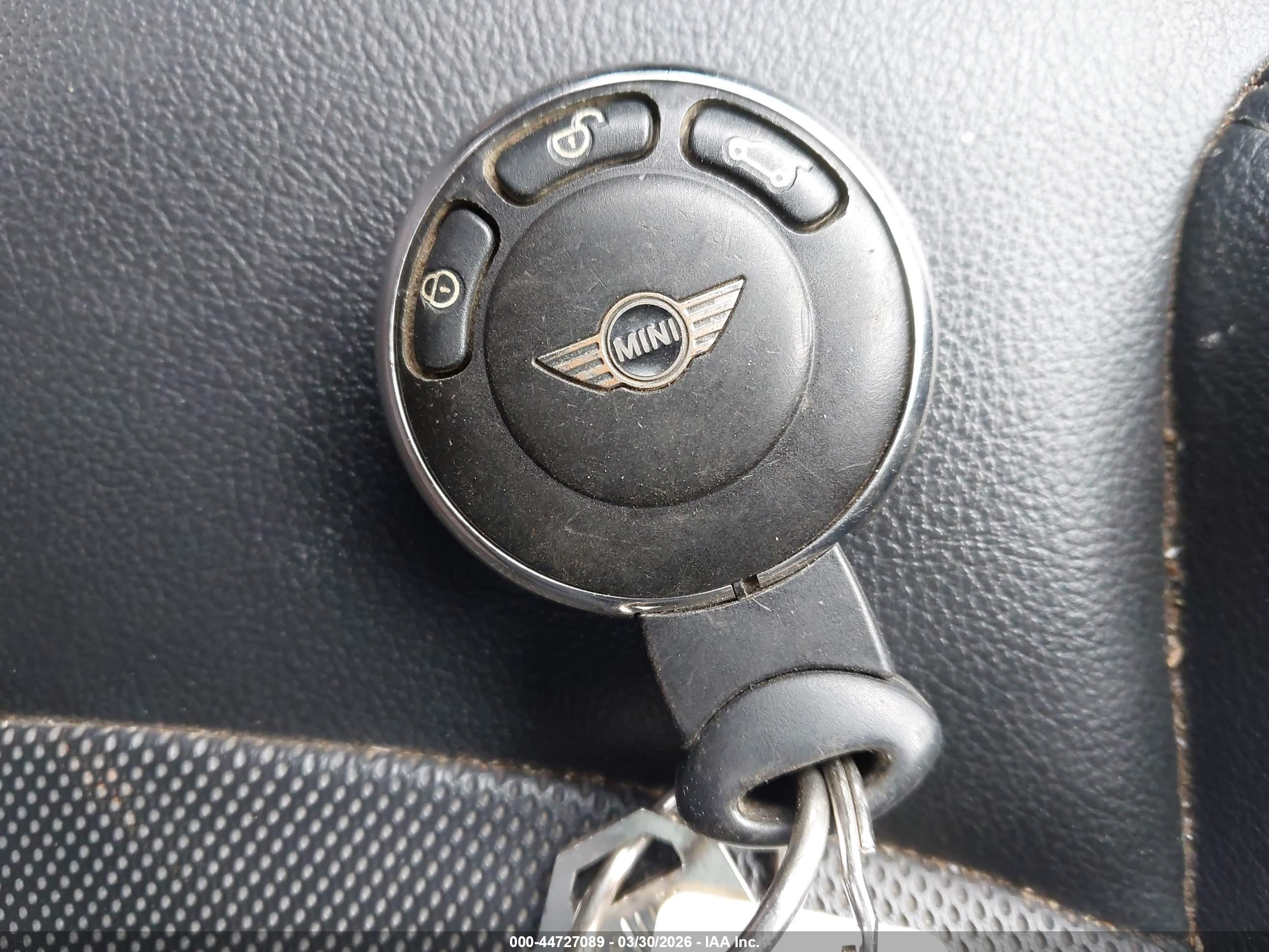 MINI COUNTRYMAN image 11