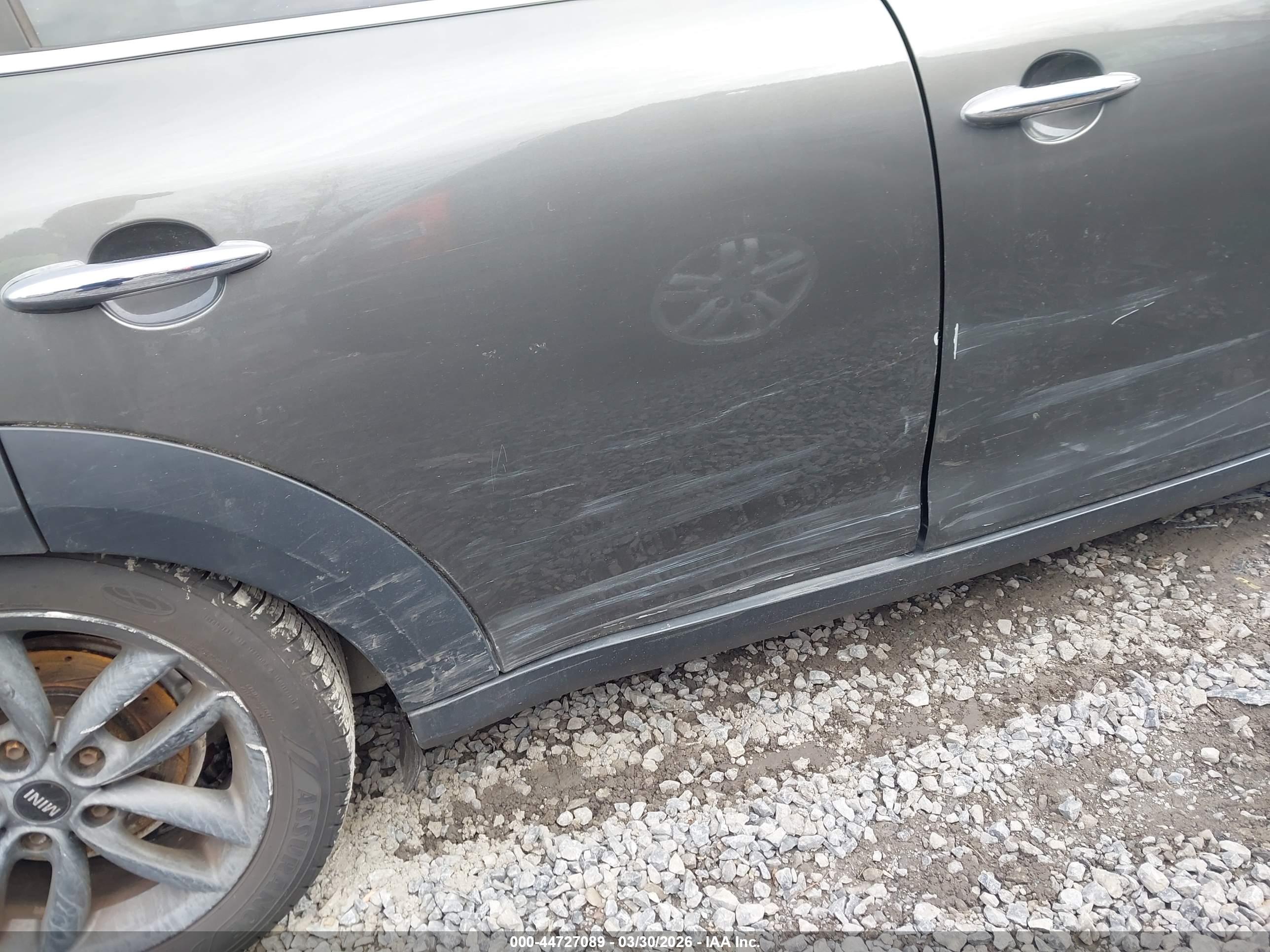 MINI COUNTRYMAN image 6