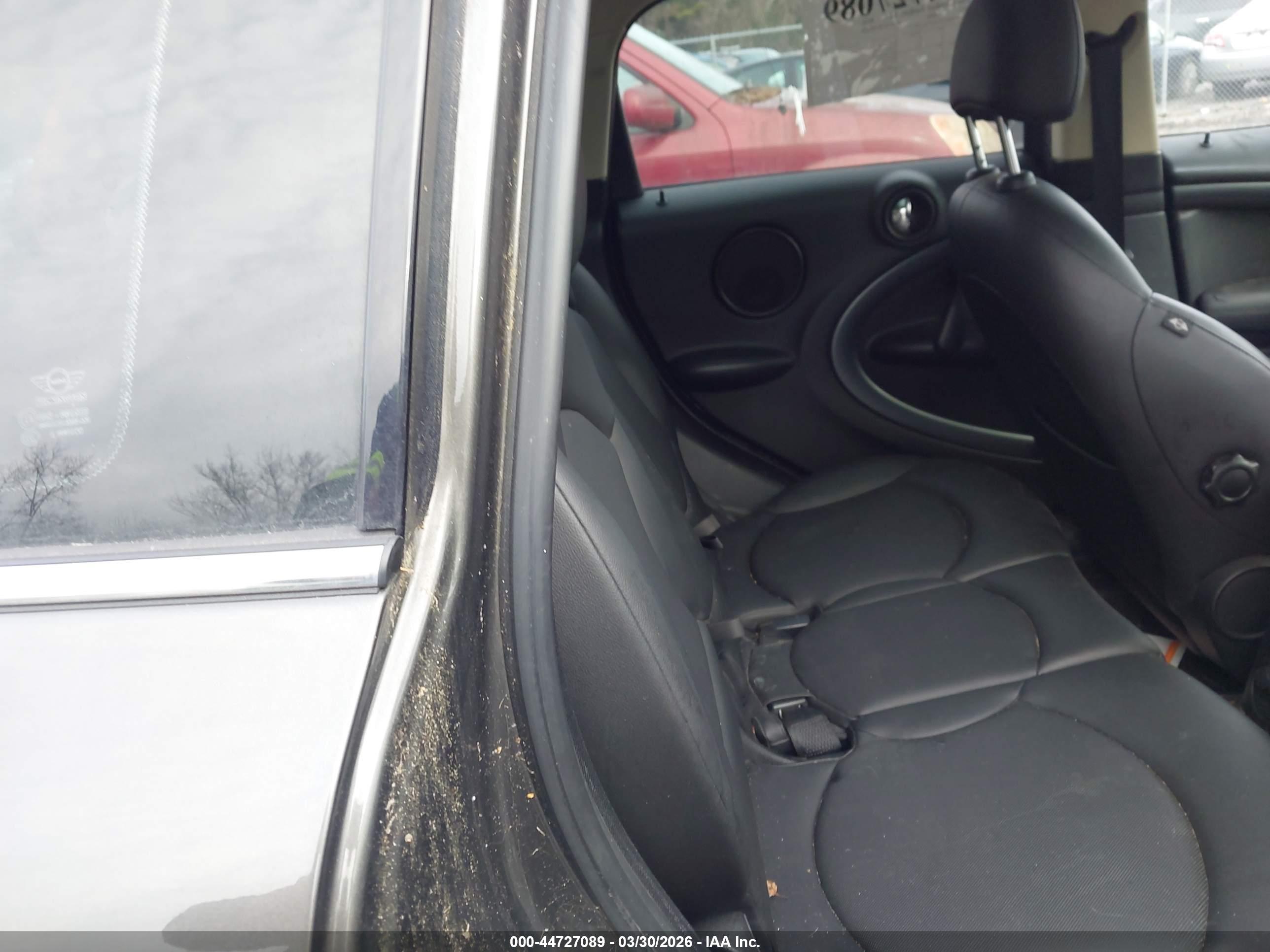 MINI COUNTRYMAN image 8