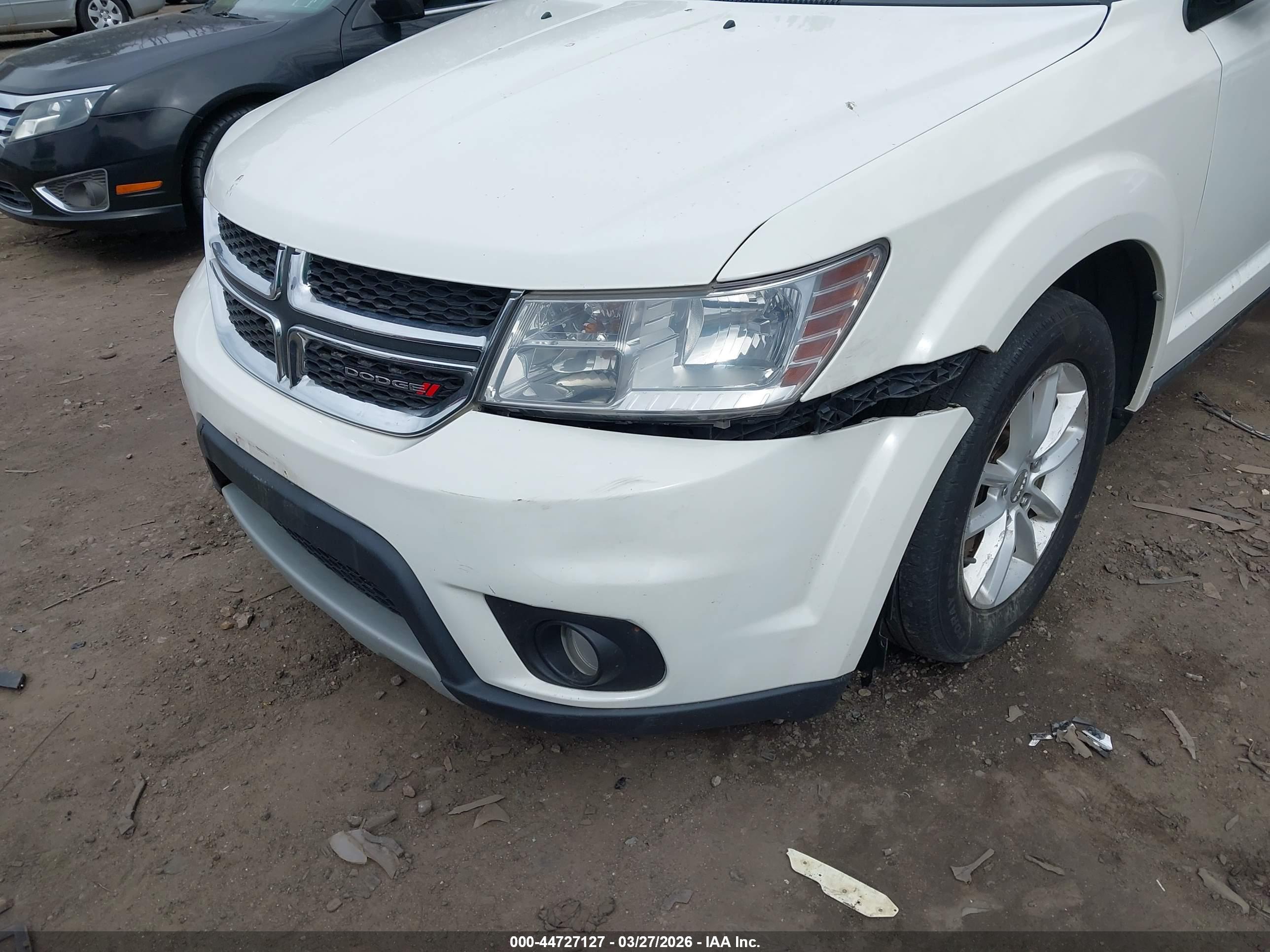 DODGE JOURNEY image 6