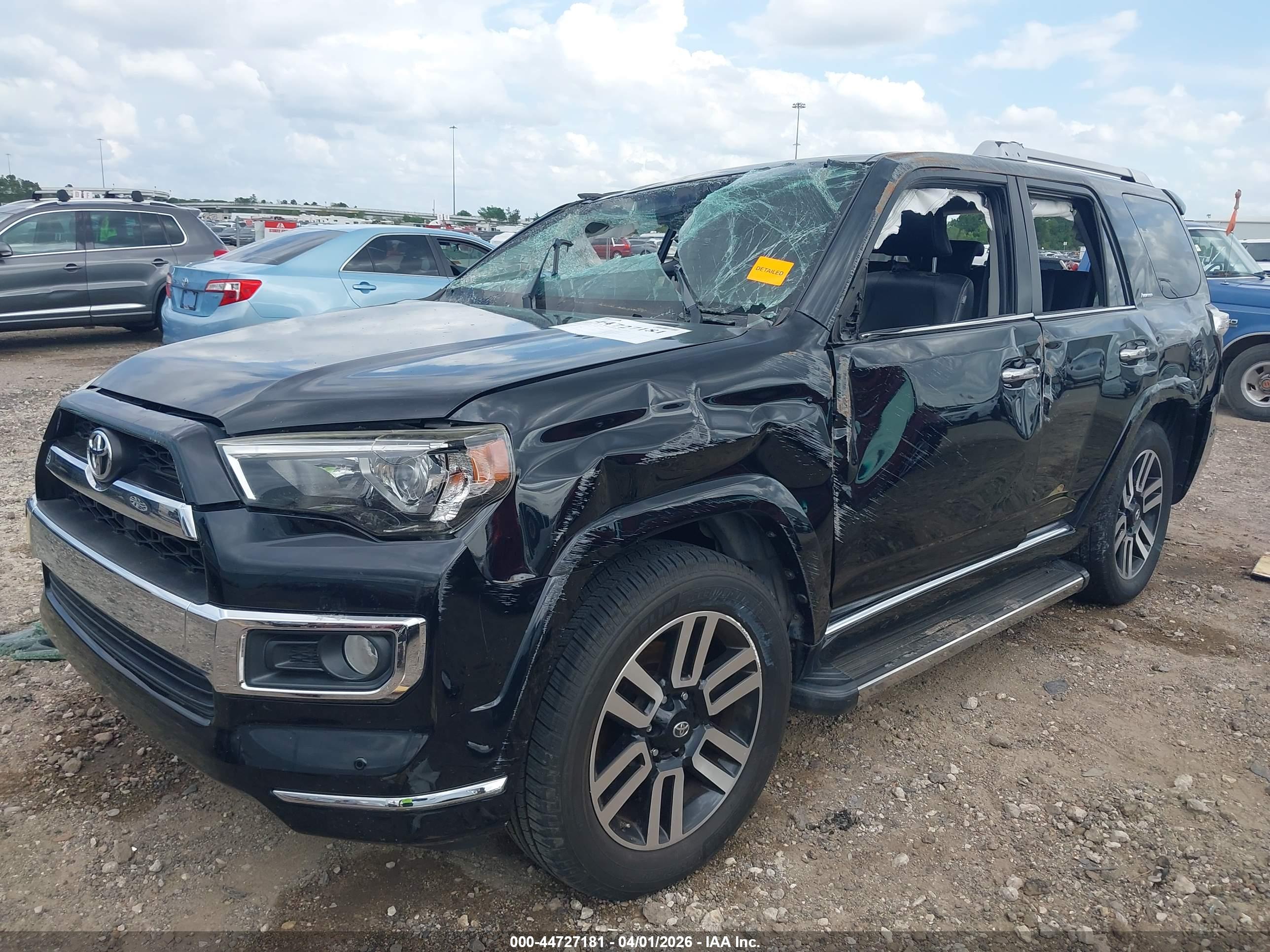 TOYOTA 4RUNNER image 6
