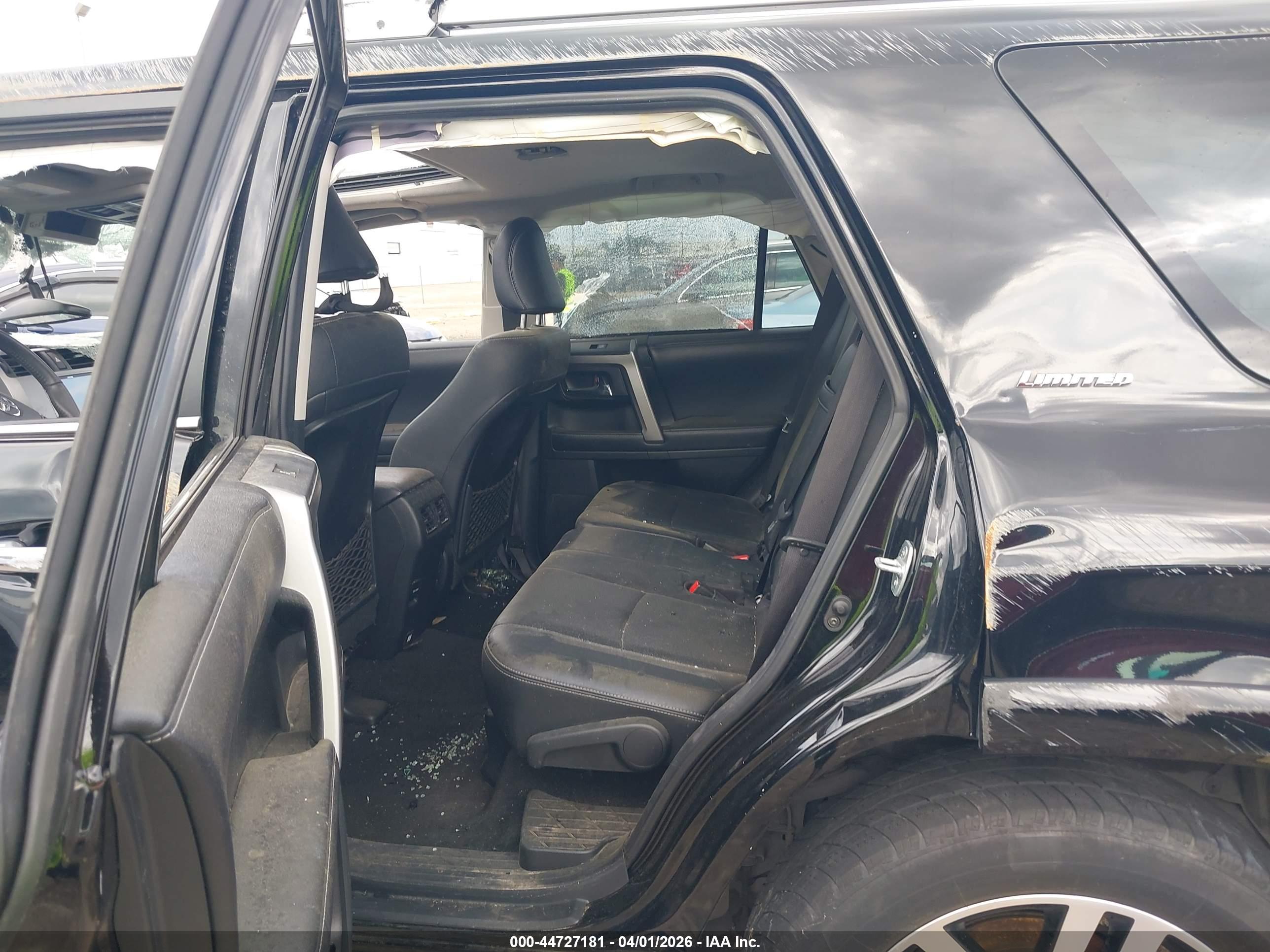TOYOTA 4RUNNER image 8