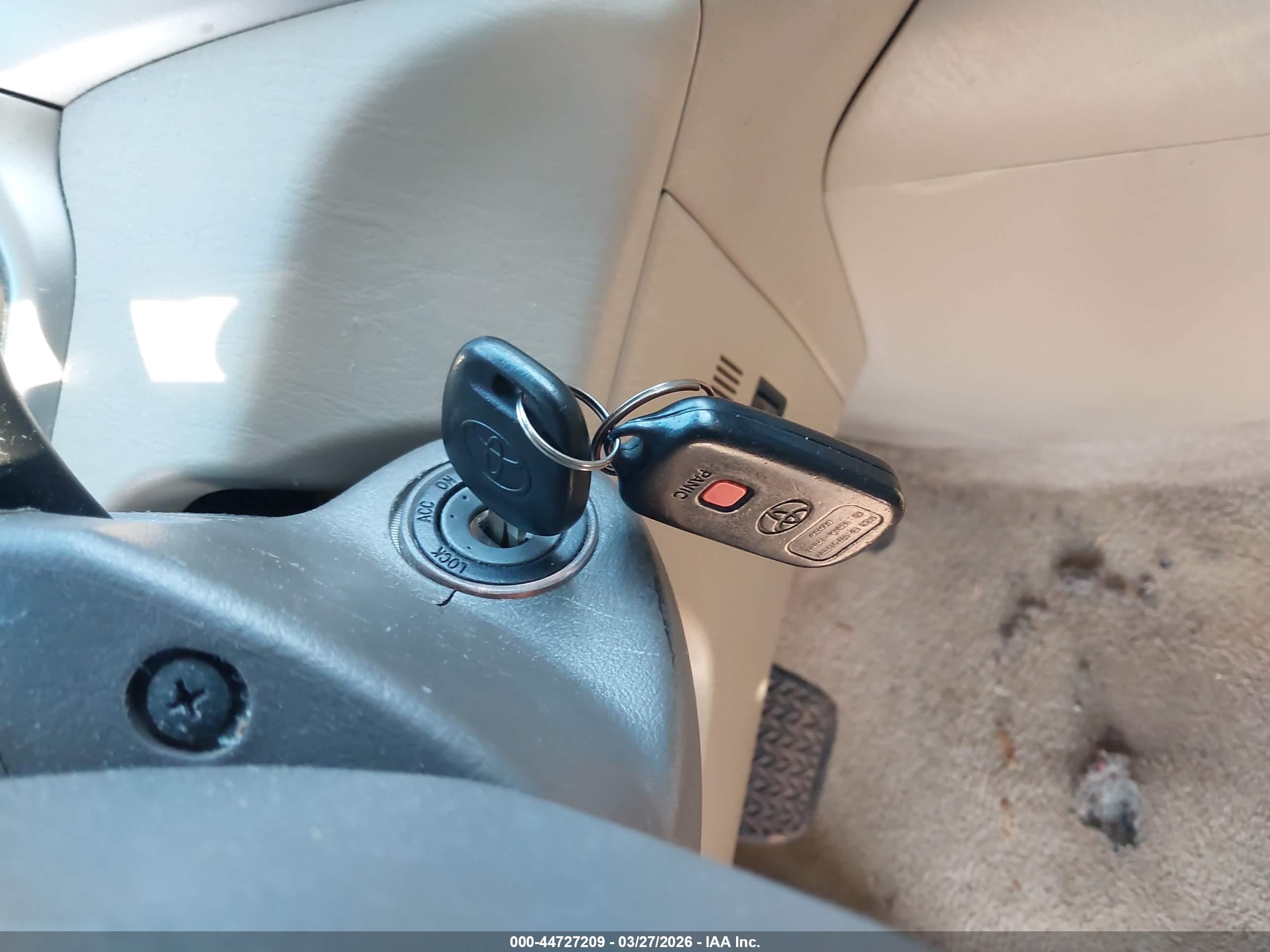 TOYOTA HIGHLANDER image 11