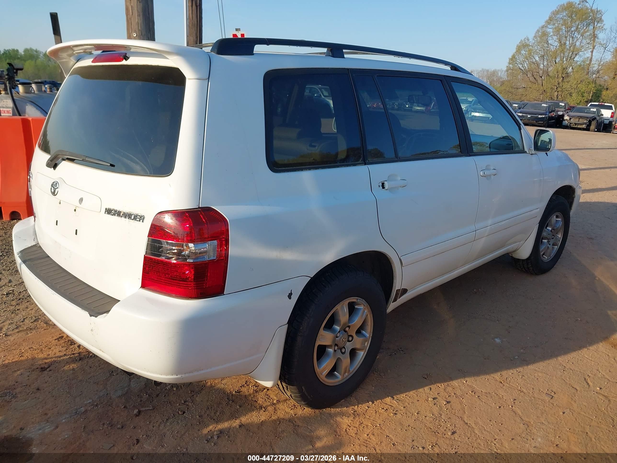 TOYOTA HIGHLANDER image 4
