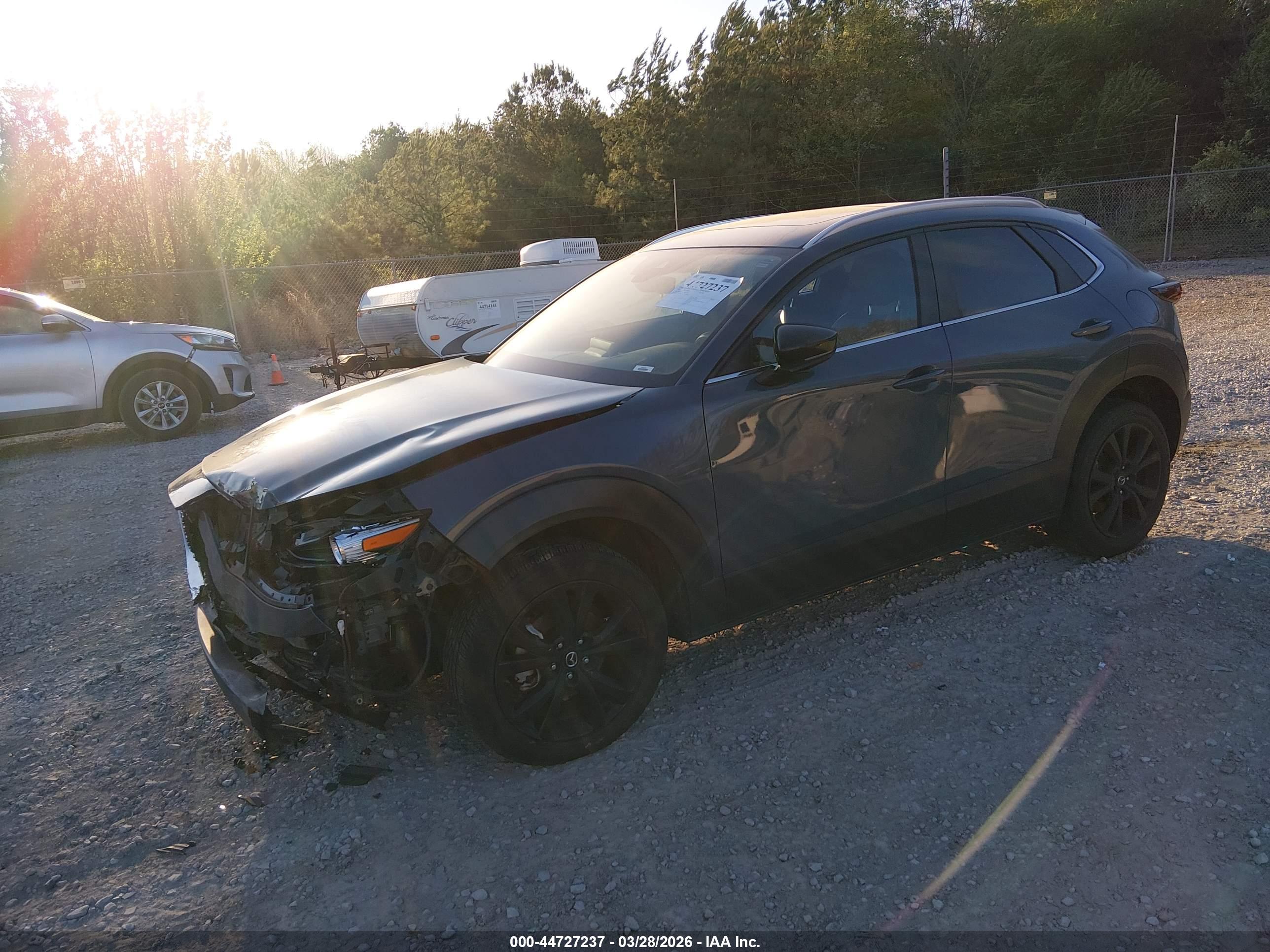 MAZDA CX-30 image 2