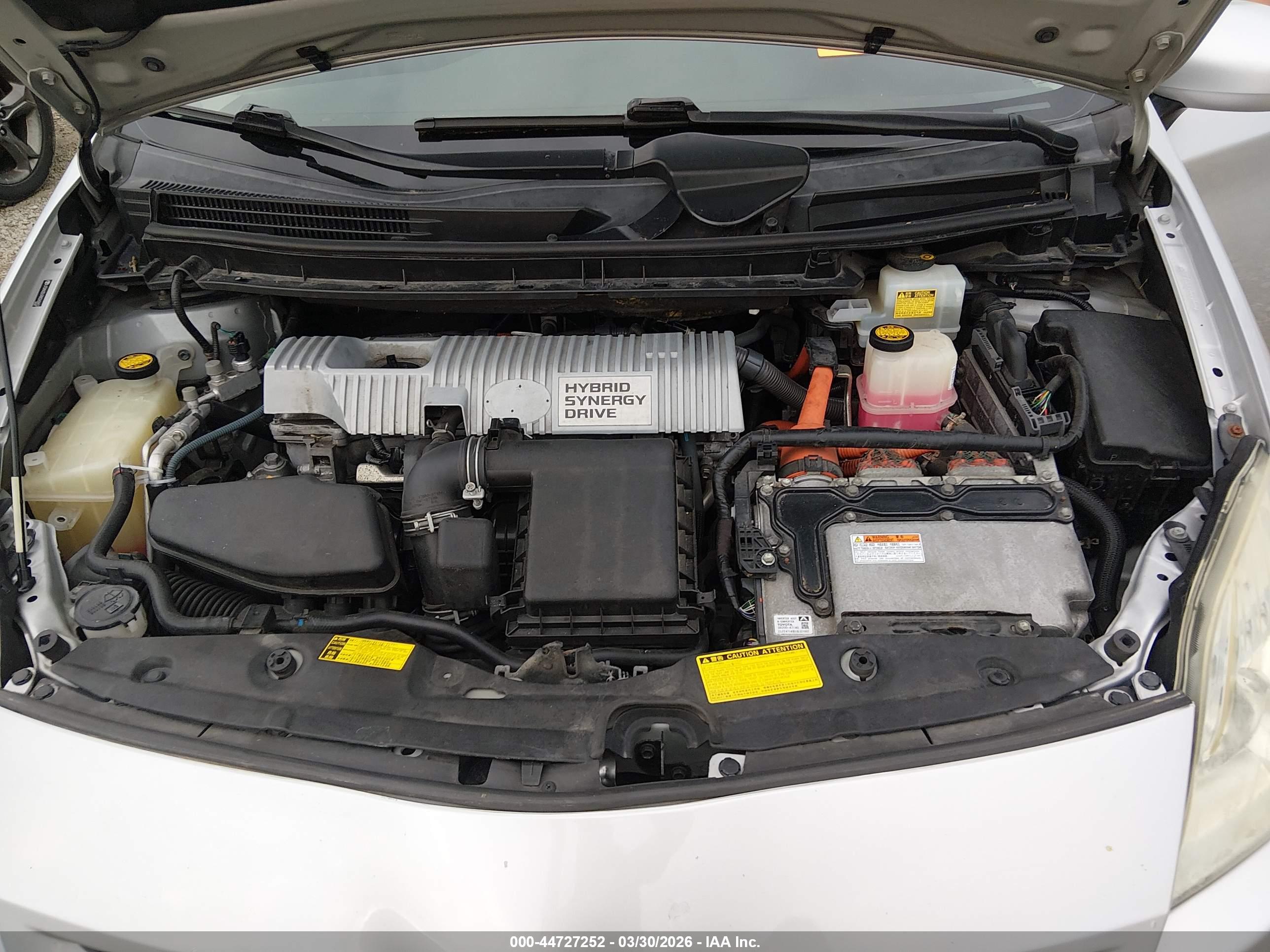 TOYOTA PRIUS image 10