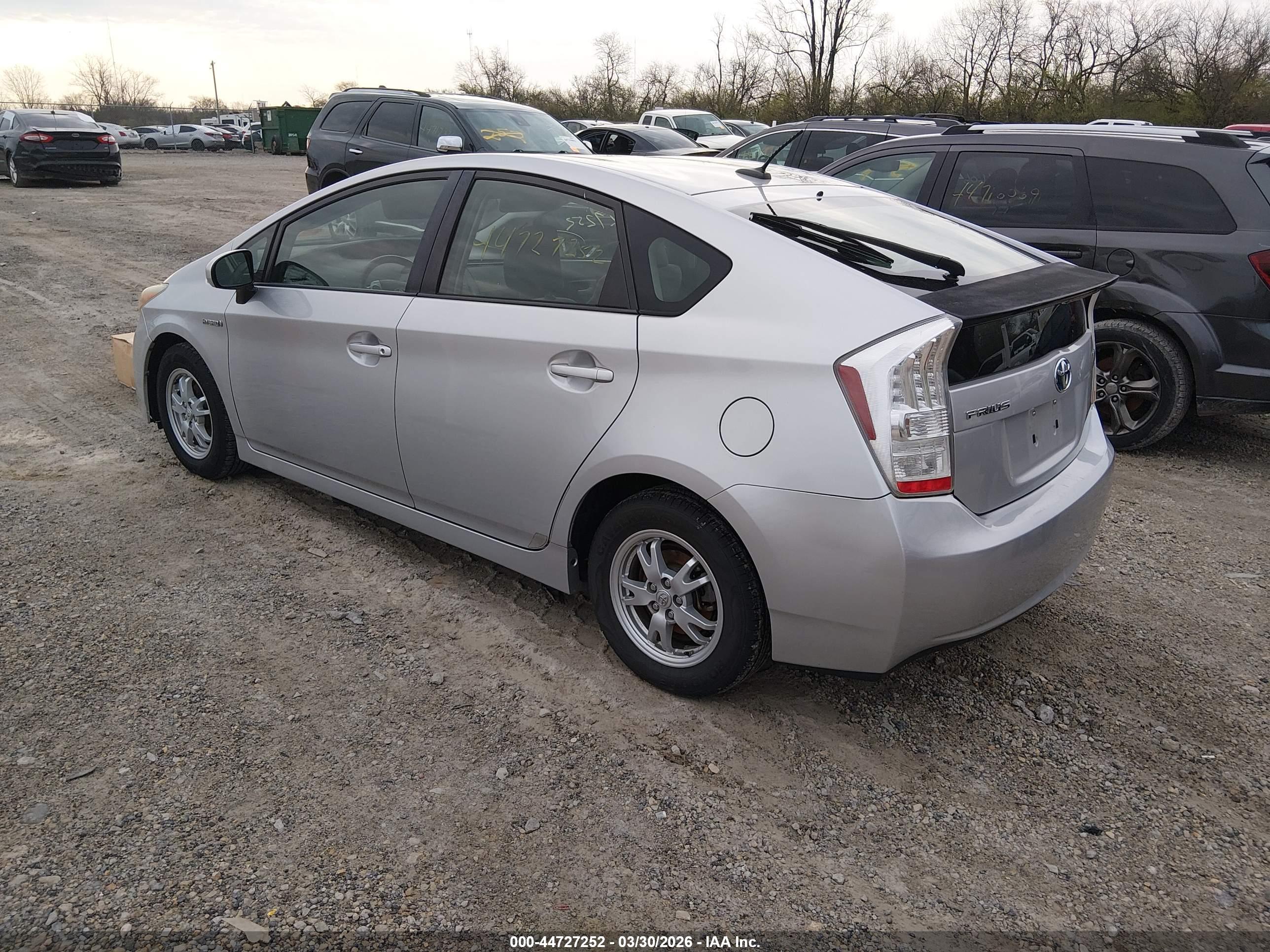 TOYOTA PRIUS image 3