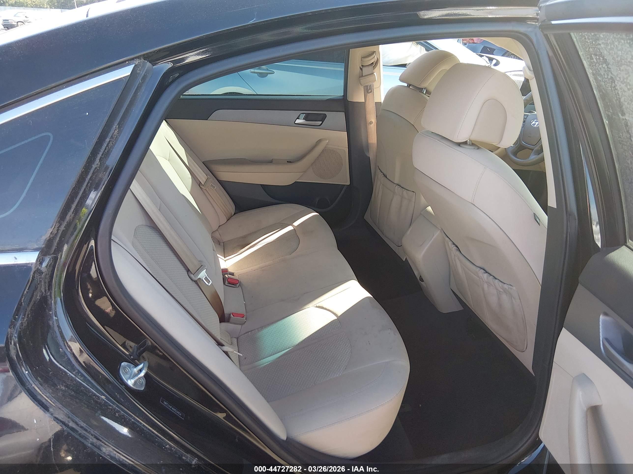 HYUNDAI SONATA image 8