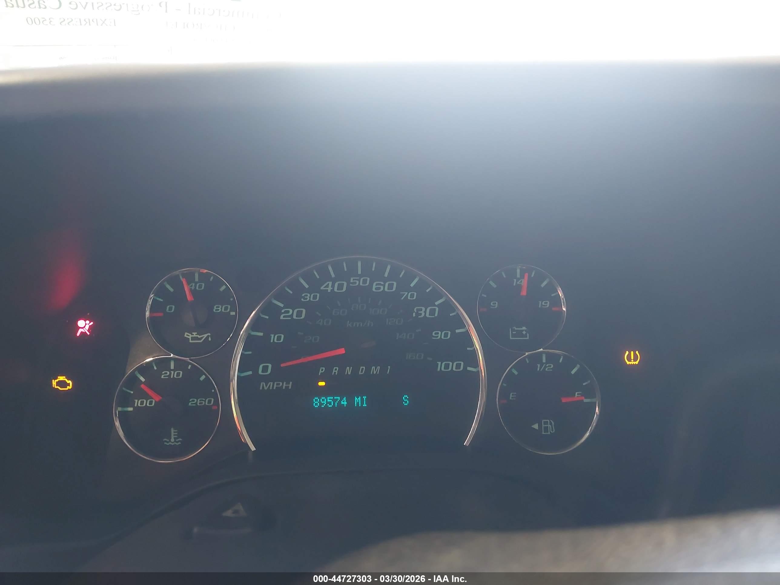 CHEVROLET EXPRESS image 6