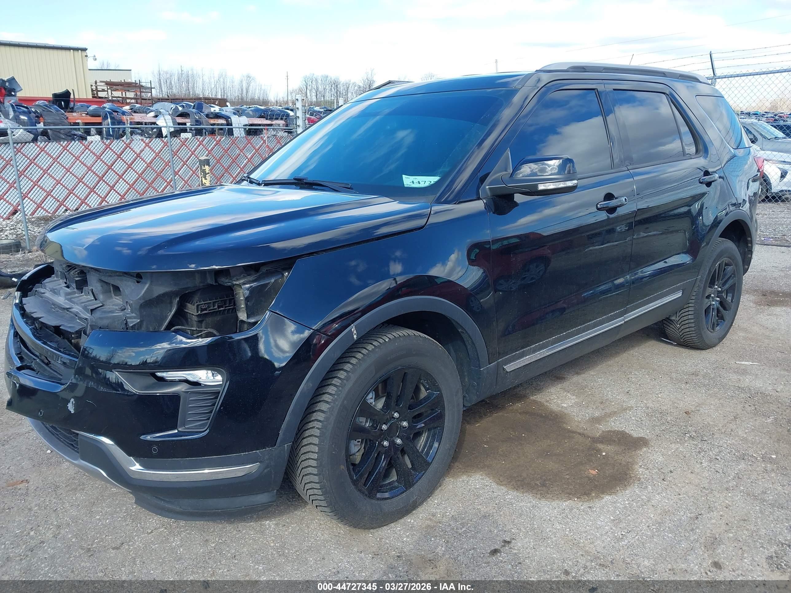 FORD EXPLORER image 2